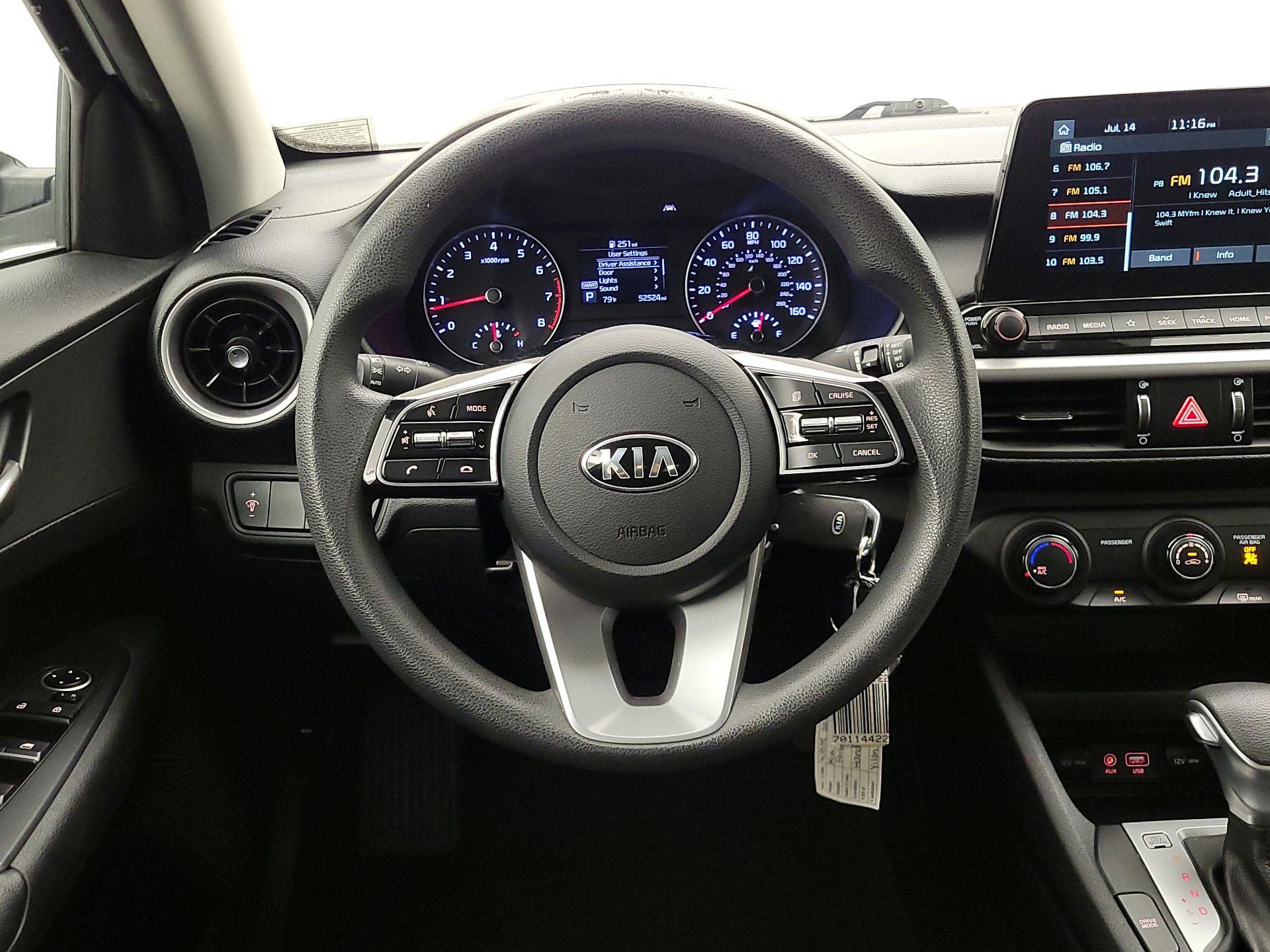 Thumbnail: 2021 Kia Forte - 10