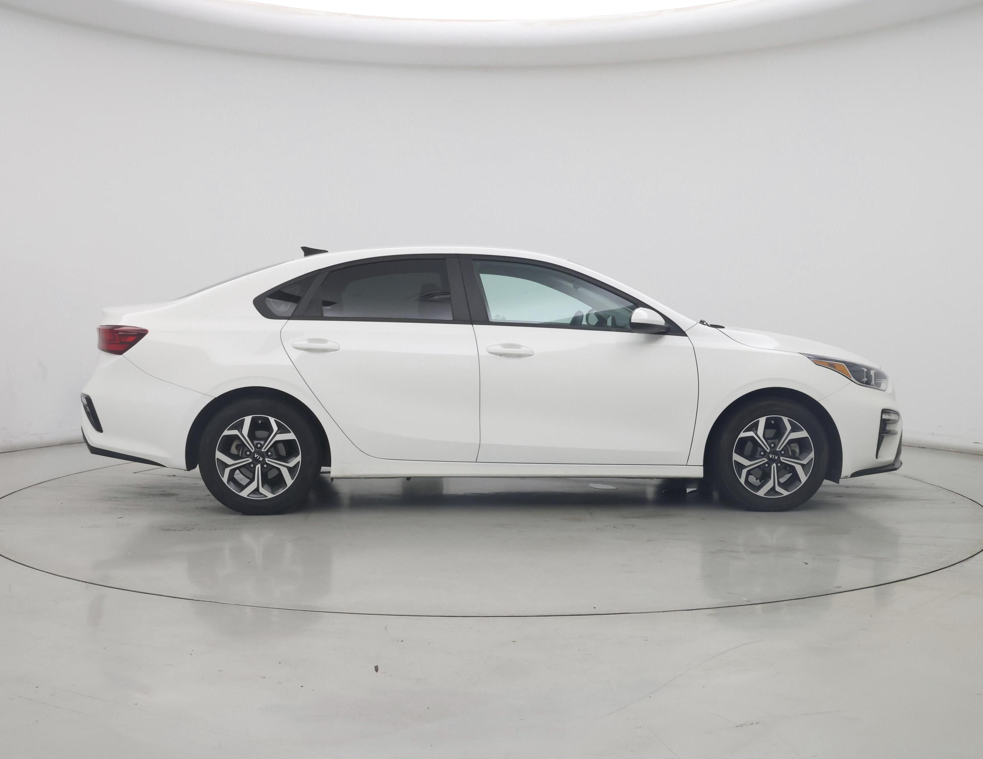 Thumbnail: 2021 Kia Forte - 7