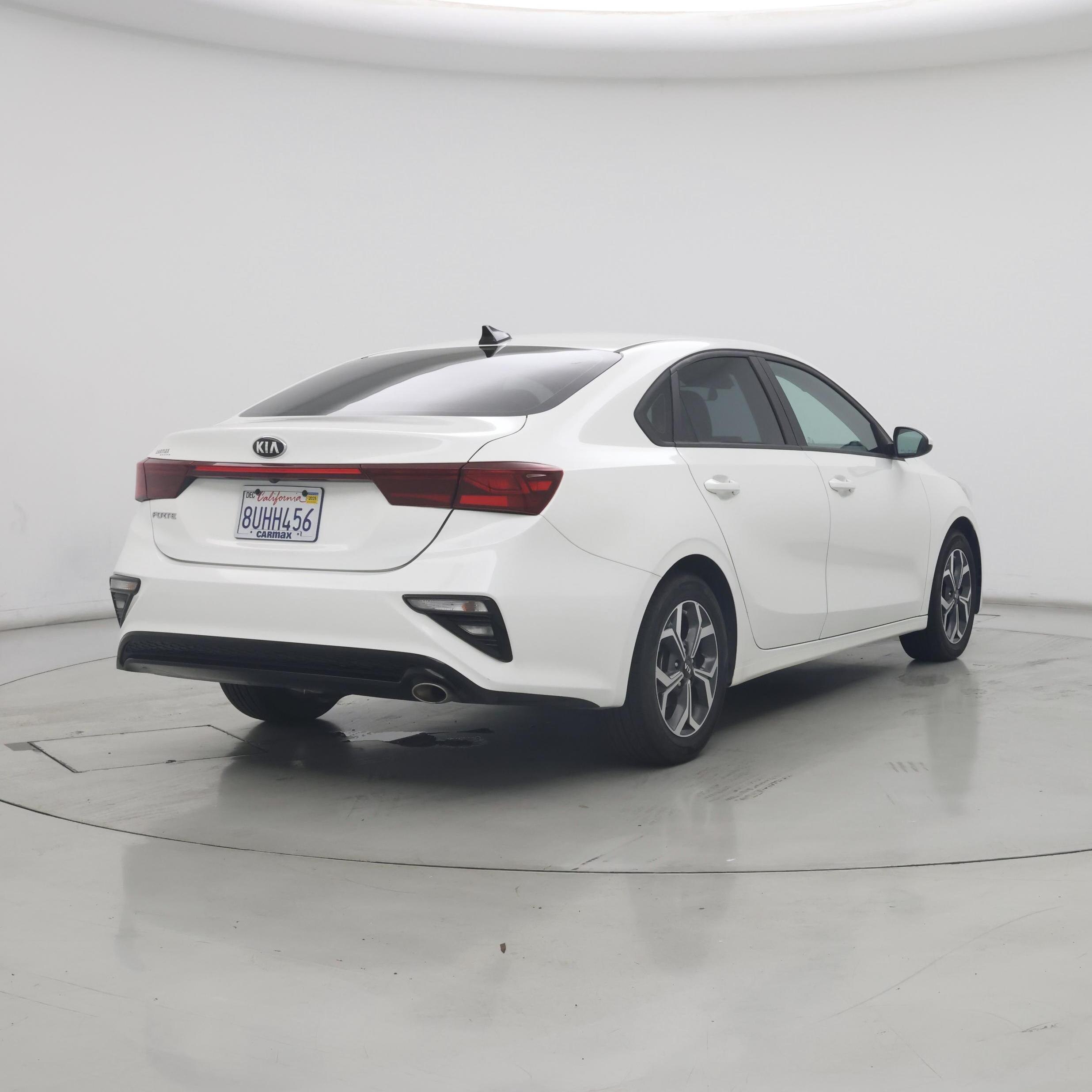 Thumbnail: 2021 Kia Forte - 8