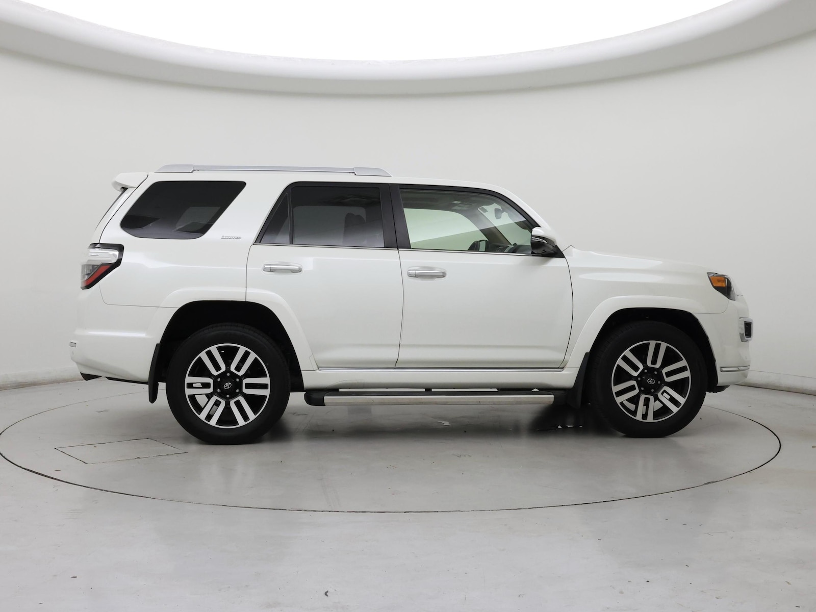 2023 Toyota 4Runner Limited - Photo 8