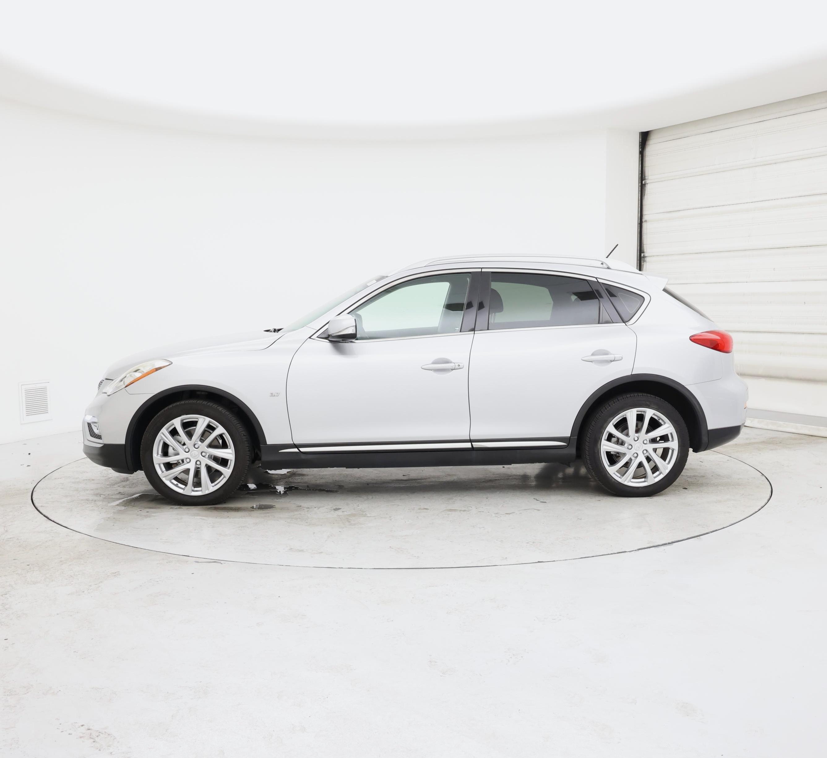 Thumbnail: 2017 INFINITI QX50 - 3