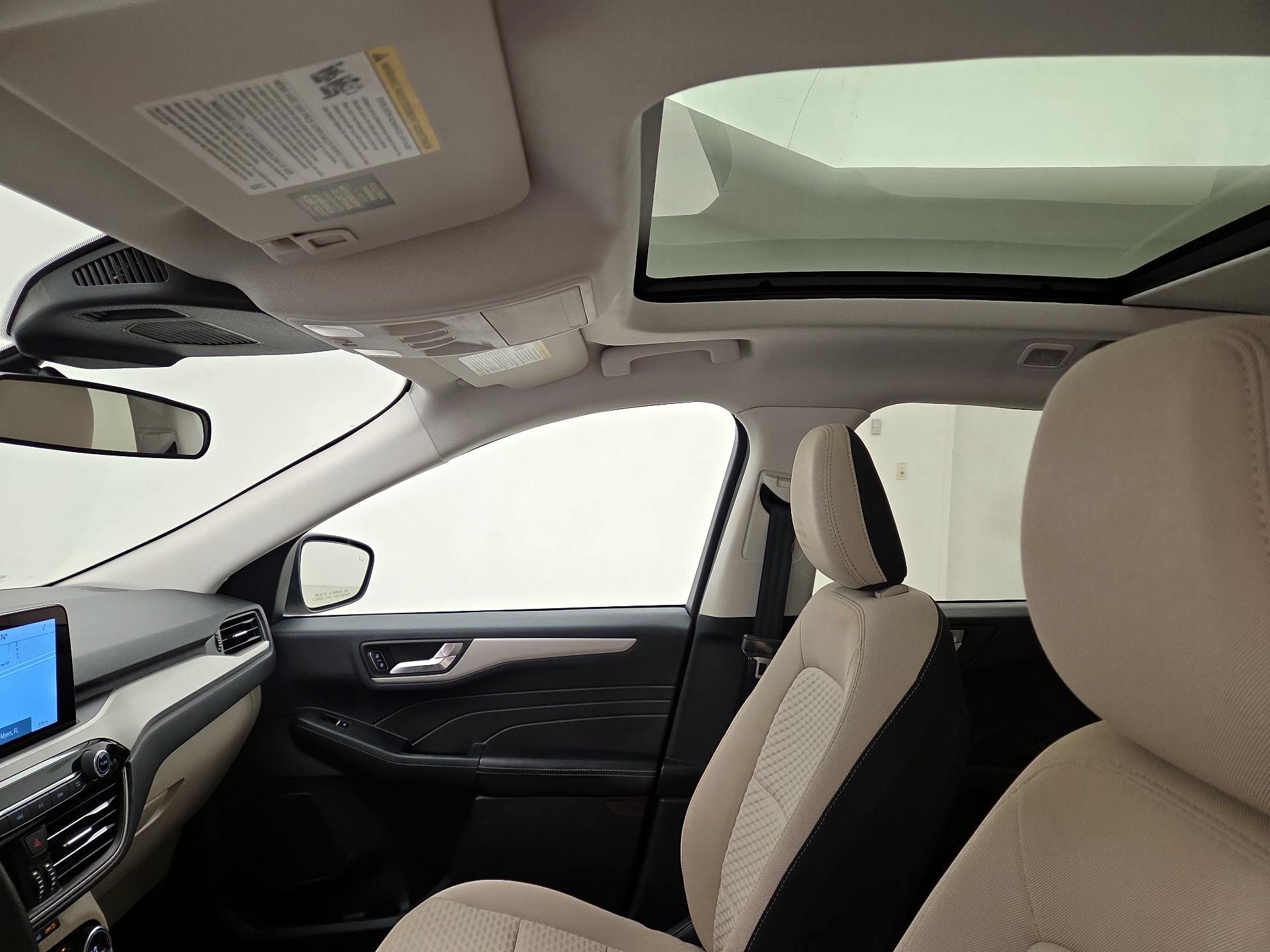 Thumbnail: 2021 Ford Escape - 20