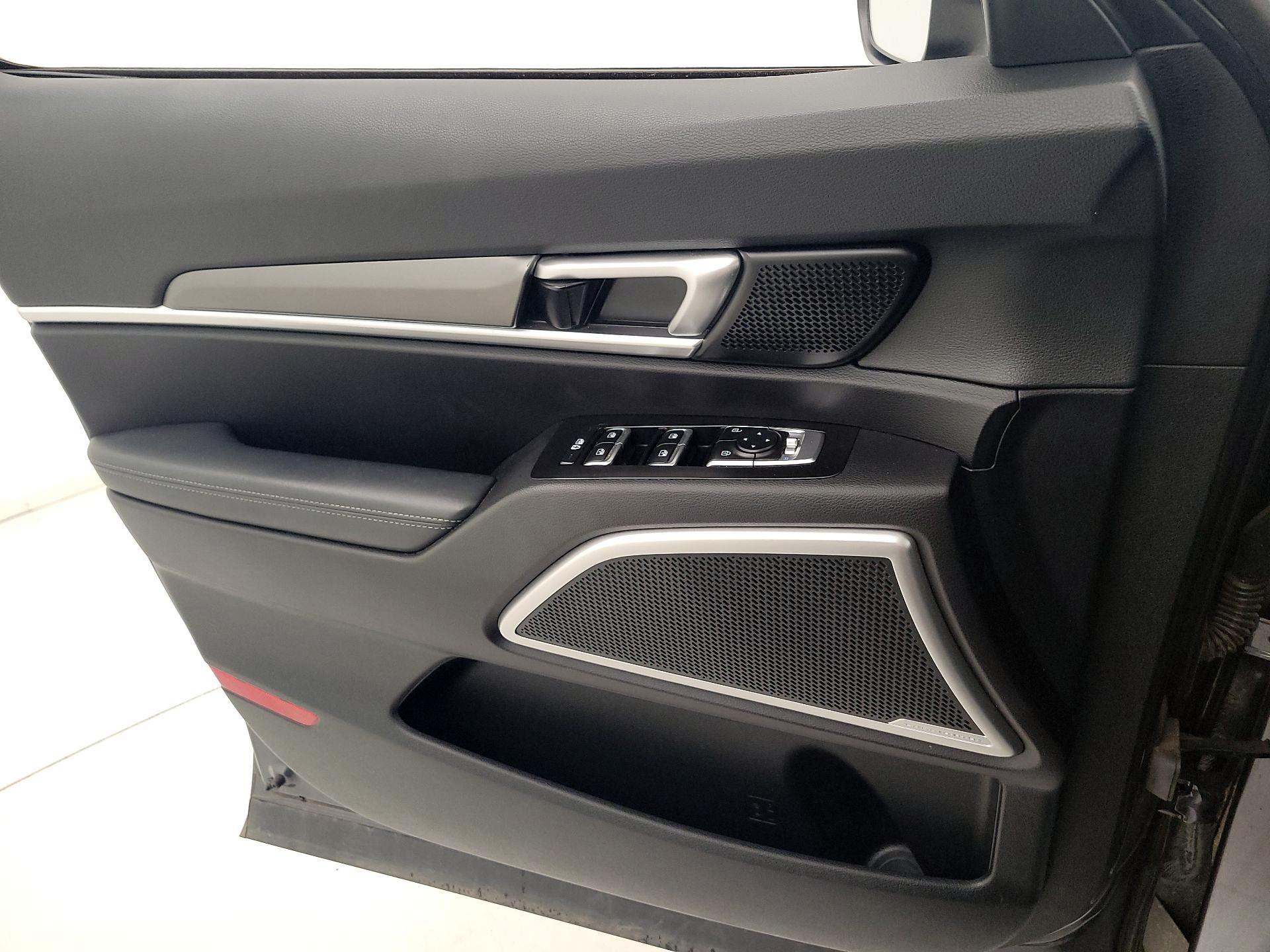 Thumbnail: 2022 Kia Telluride - 12