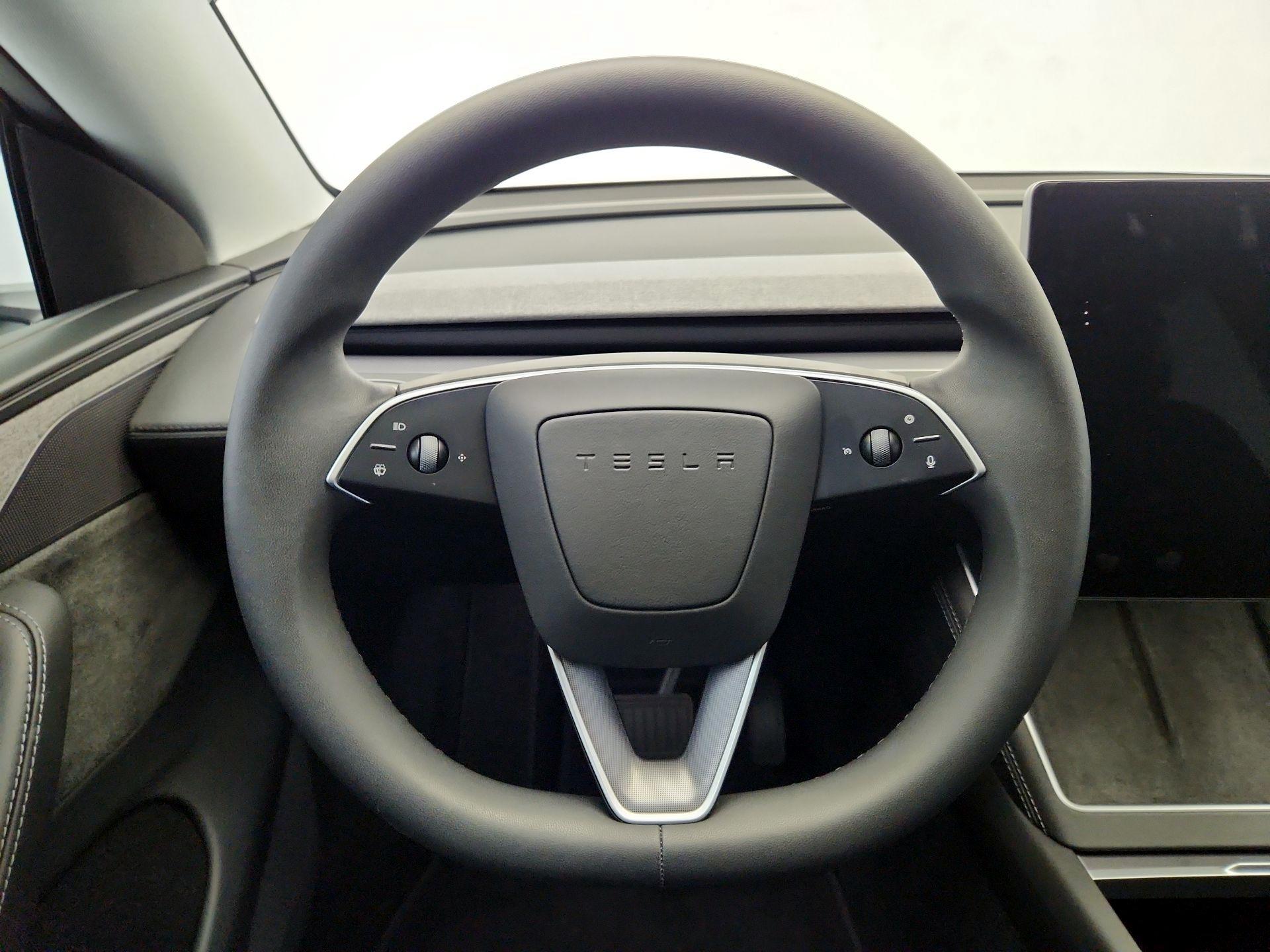 Thumbnail: 2026 Tesla Model Y - 10