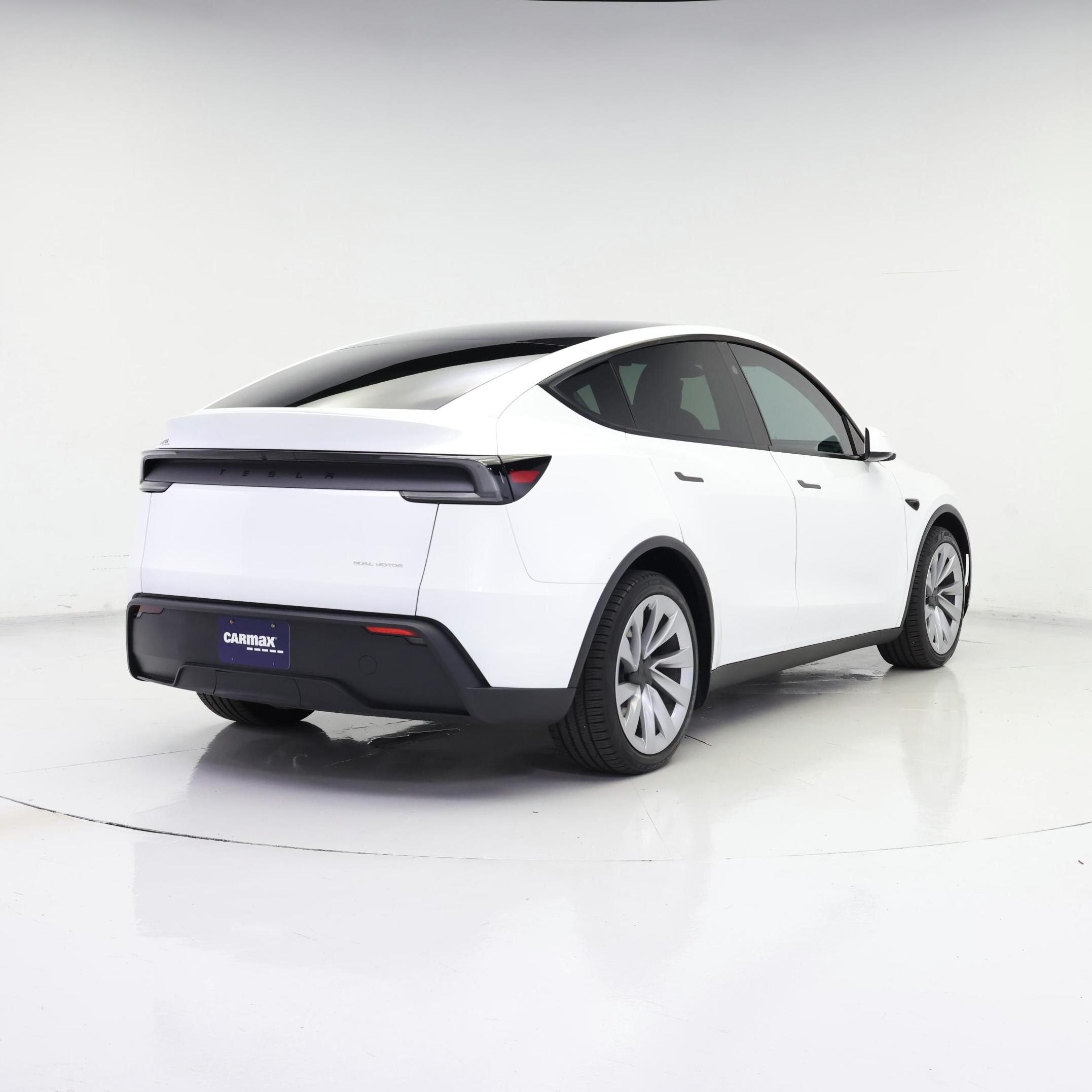 Thumbnail: 2026 Tesla Model Y - 8