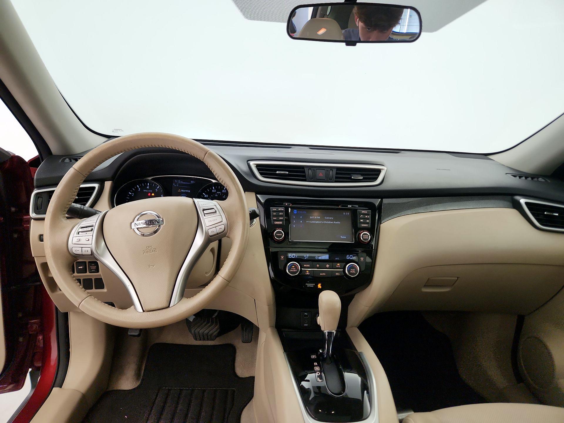 Thumbnail: 2015 Nissan Rogue - 9
