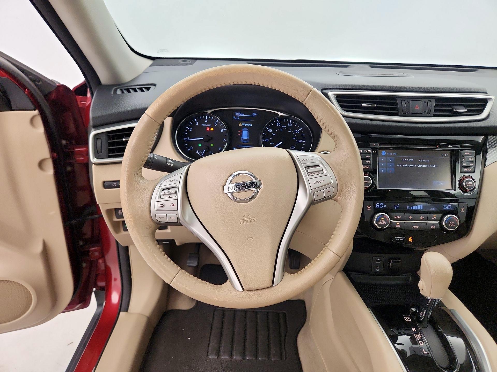Thumbnail: 2015 Nissan Rogue - 10