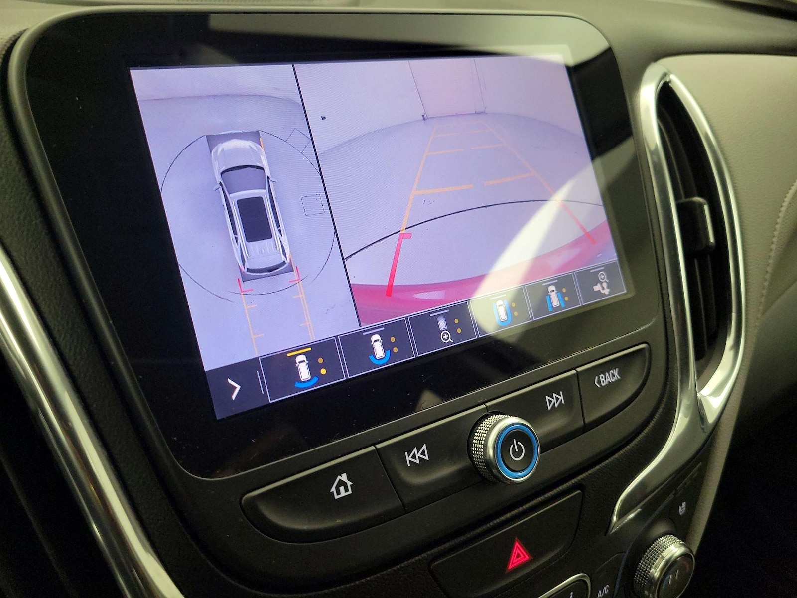 2020 Chevrolet Equinox Premier - Photo 16