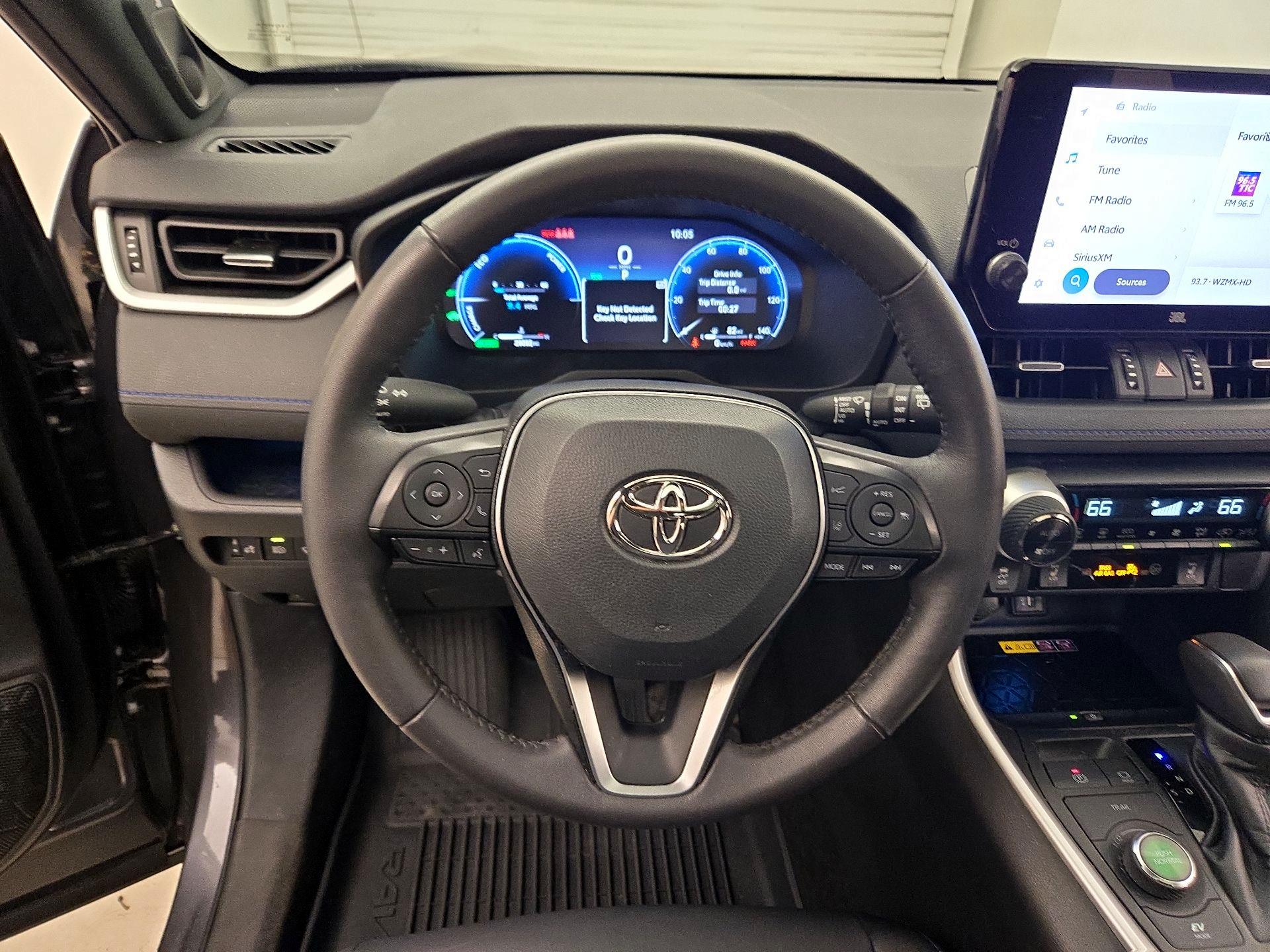 Thumbnail: 2023 Toyota RAV4 - 10