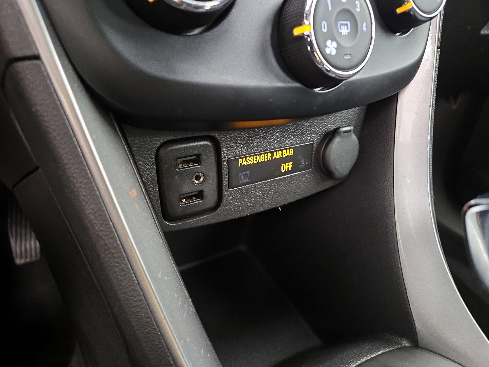 Thumbnail: 2019 Chevrolet Trax - 18