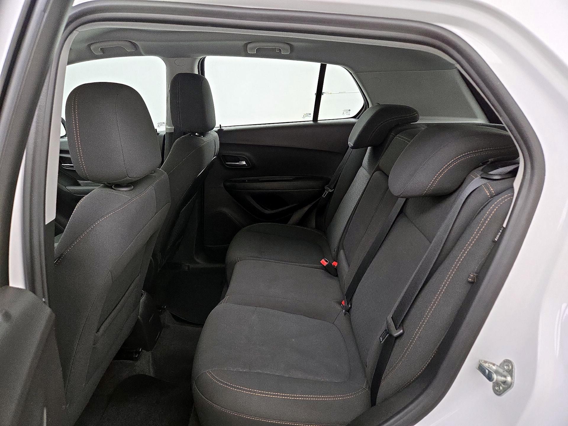 Thumbnail: 2019 Chevrolet Trax - 19