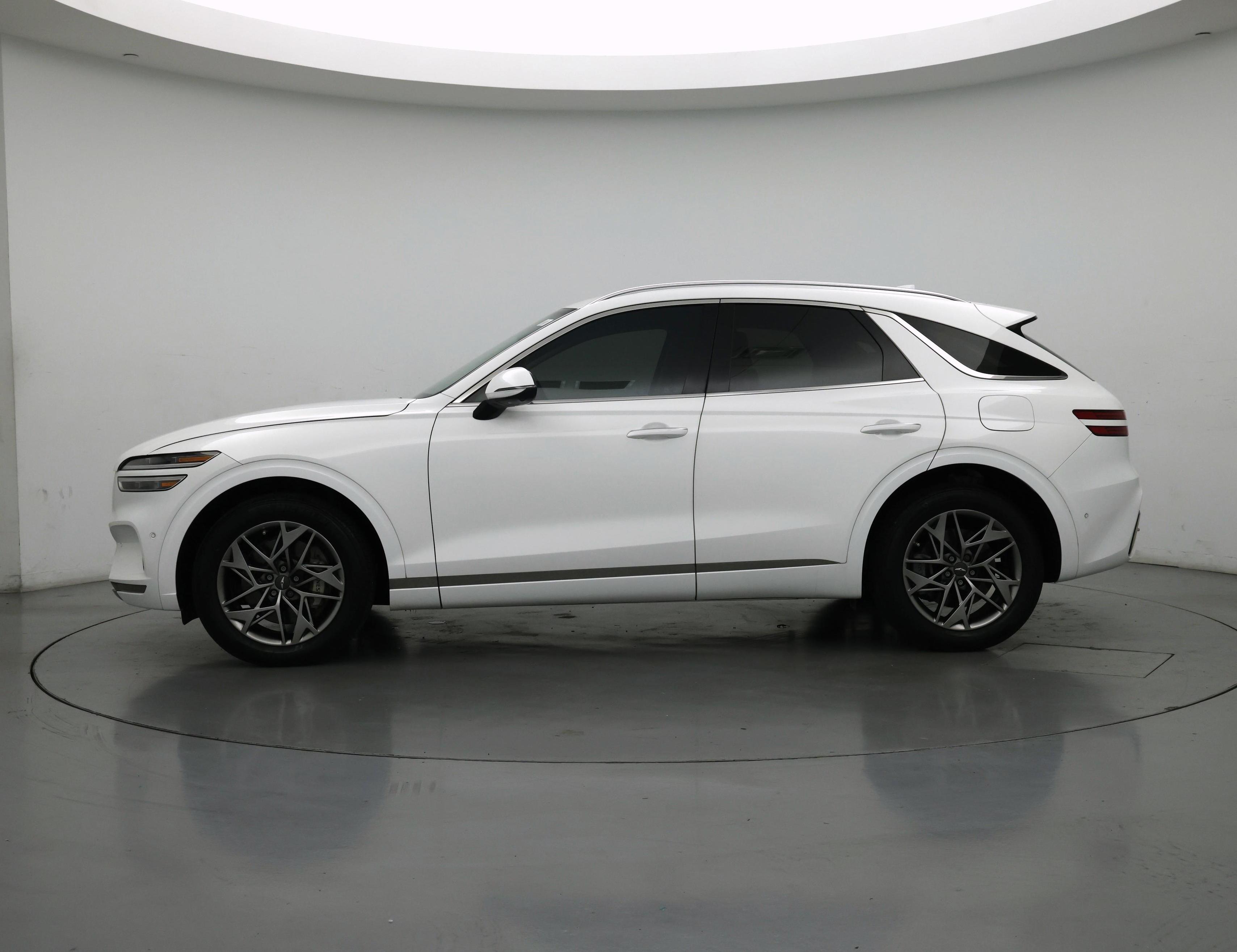 Thumbnail: 2023 Genesis GV70 - 3