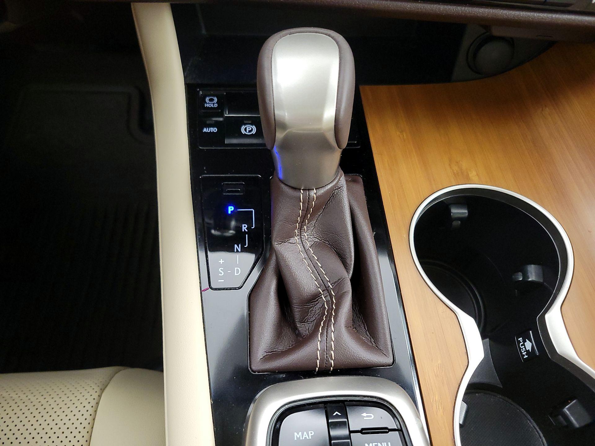 Thumbnail: 2016 Lexus RX - 18