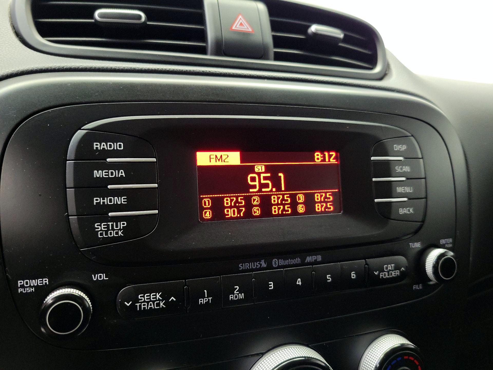 Thumbnail: 2015 Kia Soul - 14