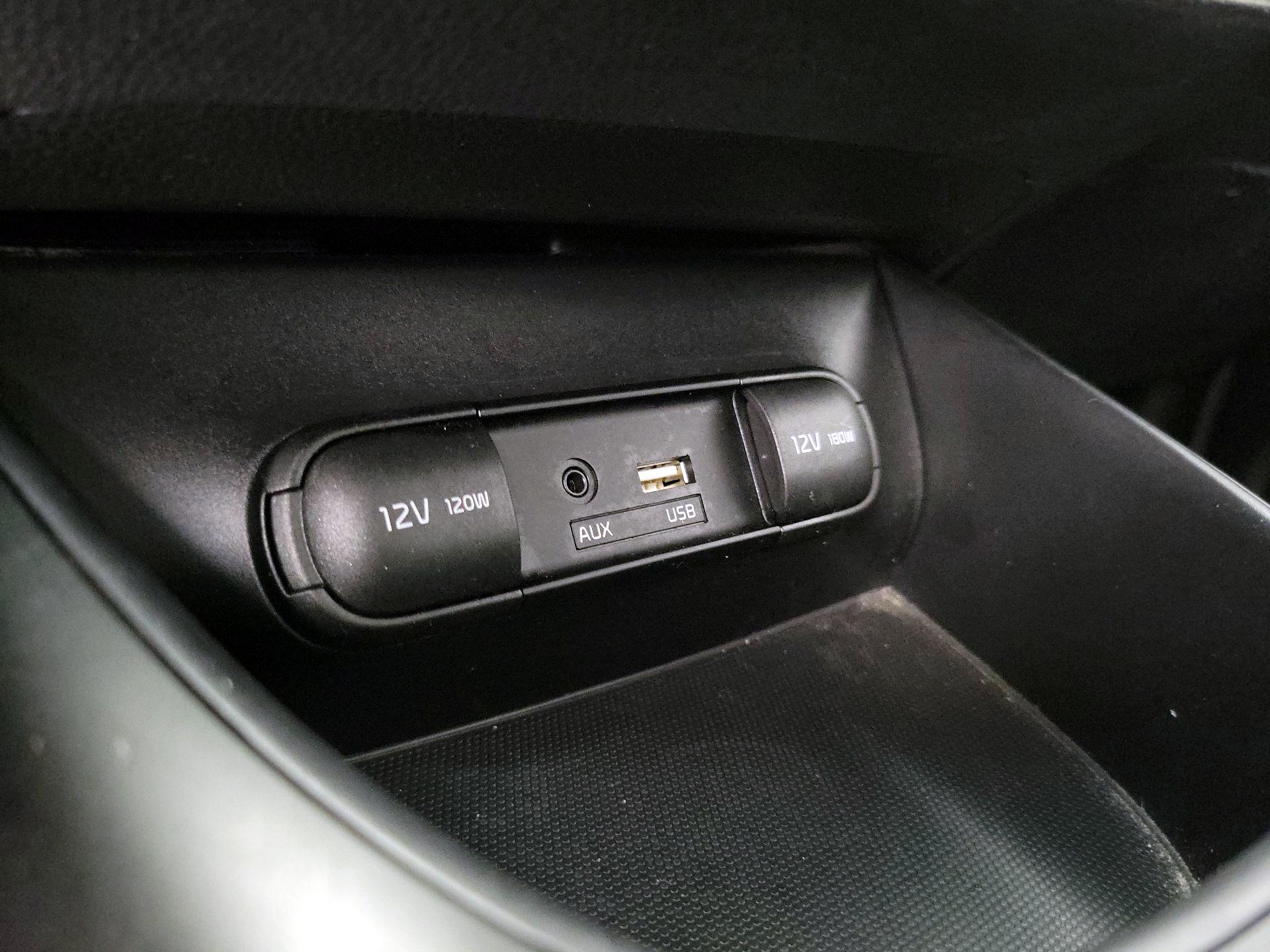 Thumbnail: 2015 Kia Soul - 17
