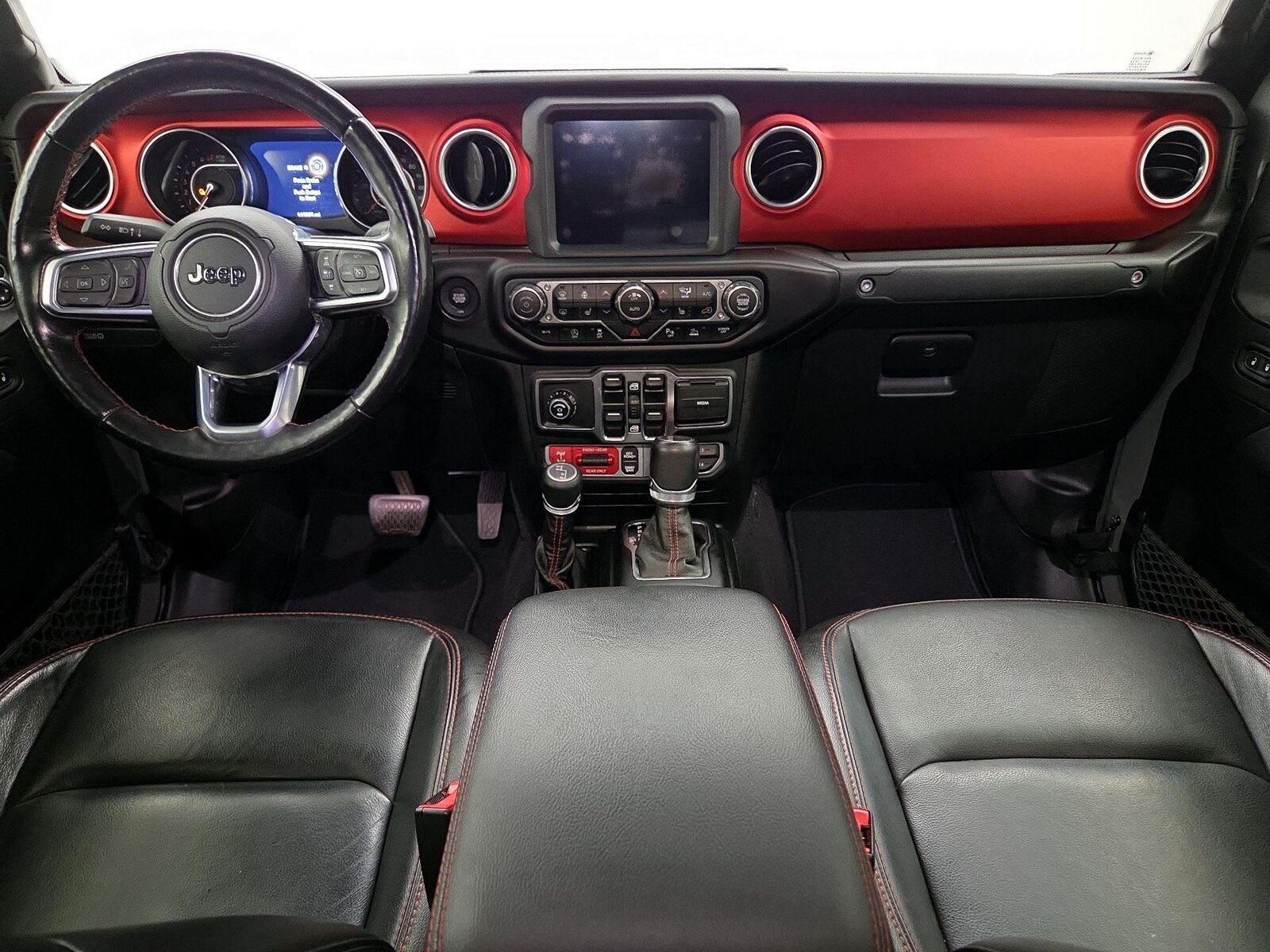 Apple CarPlay® & Android Auto™