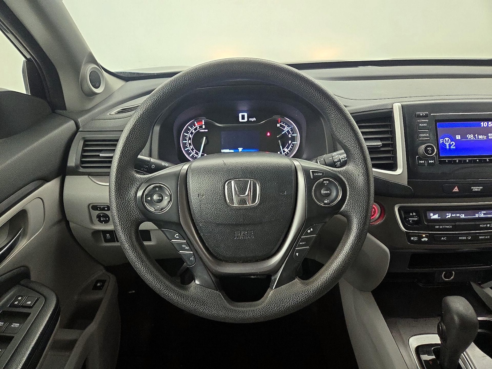 2016 Honda Pilot LX, photo 11