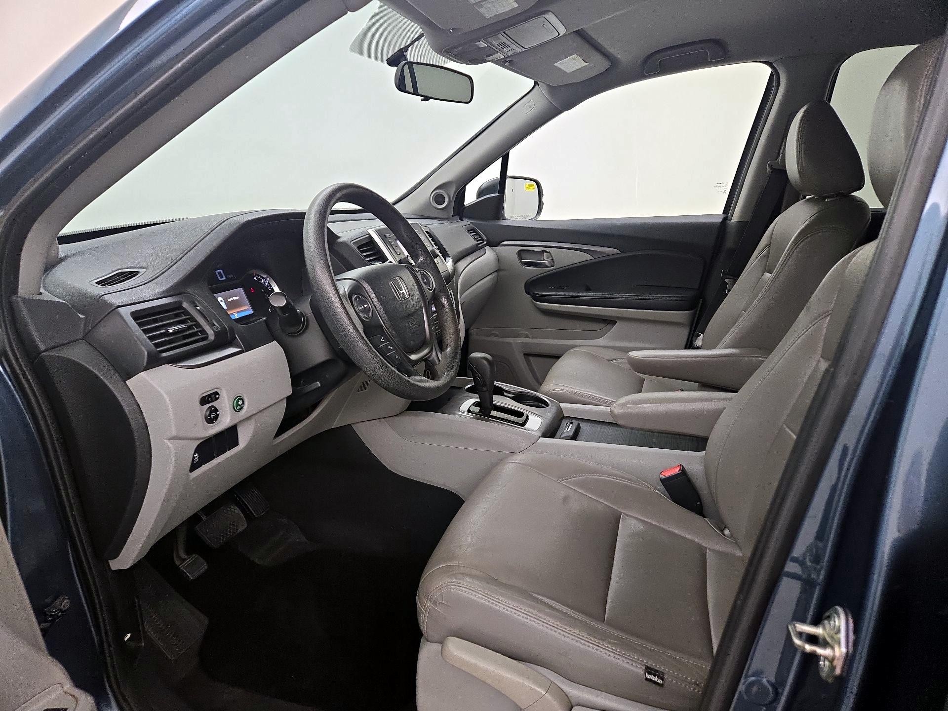 Thumbnail: 2016 Honda Pilot - 11