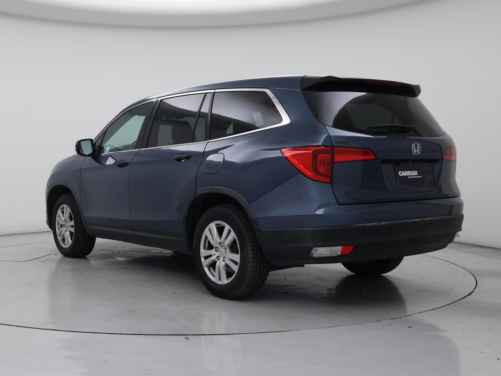 2016 Honda Pilot LX, photo 3