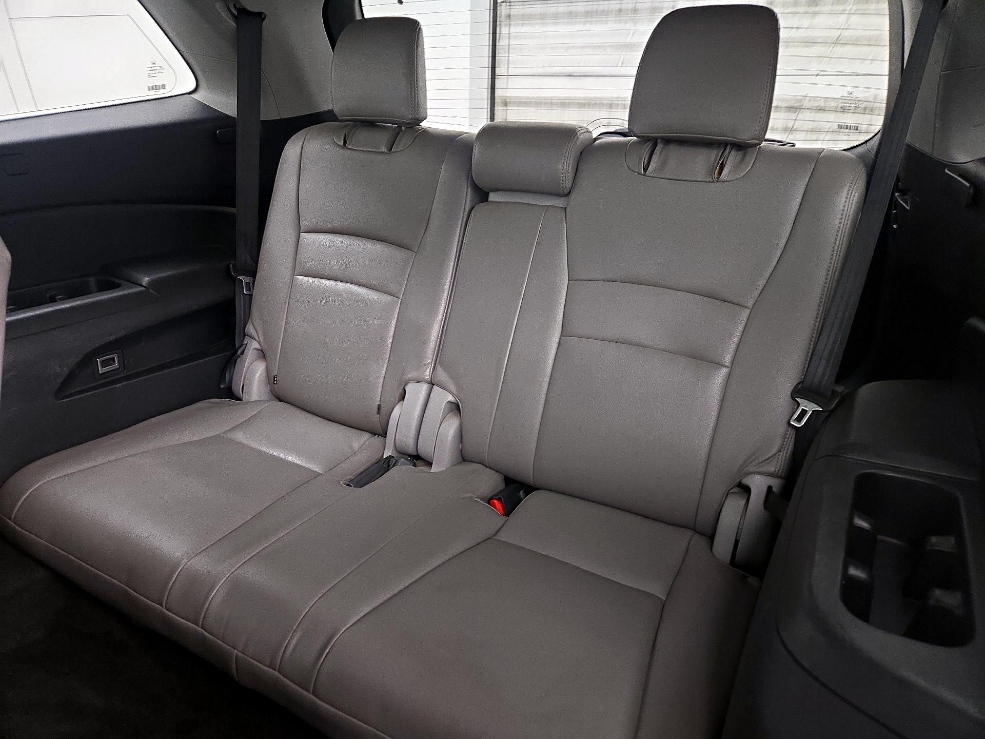 Thumbnail: 2016 Honda Pilot - 20