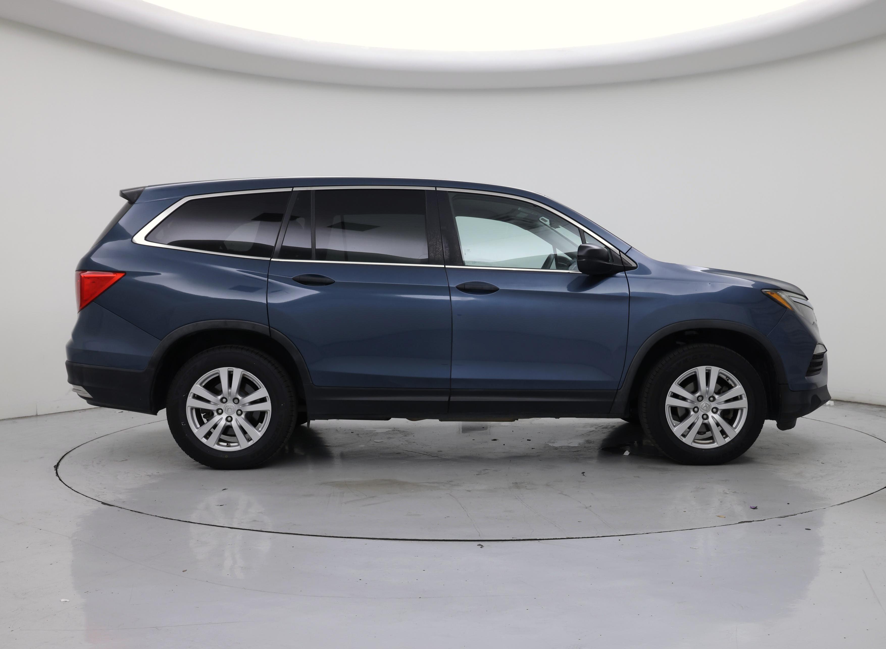 Thumbnail: 2016 Honda Pilot - 7