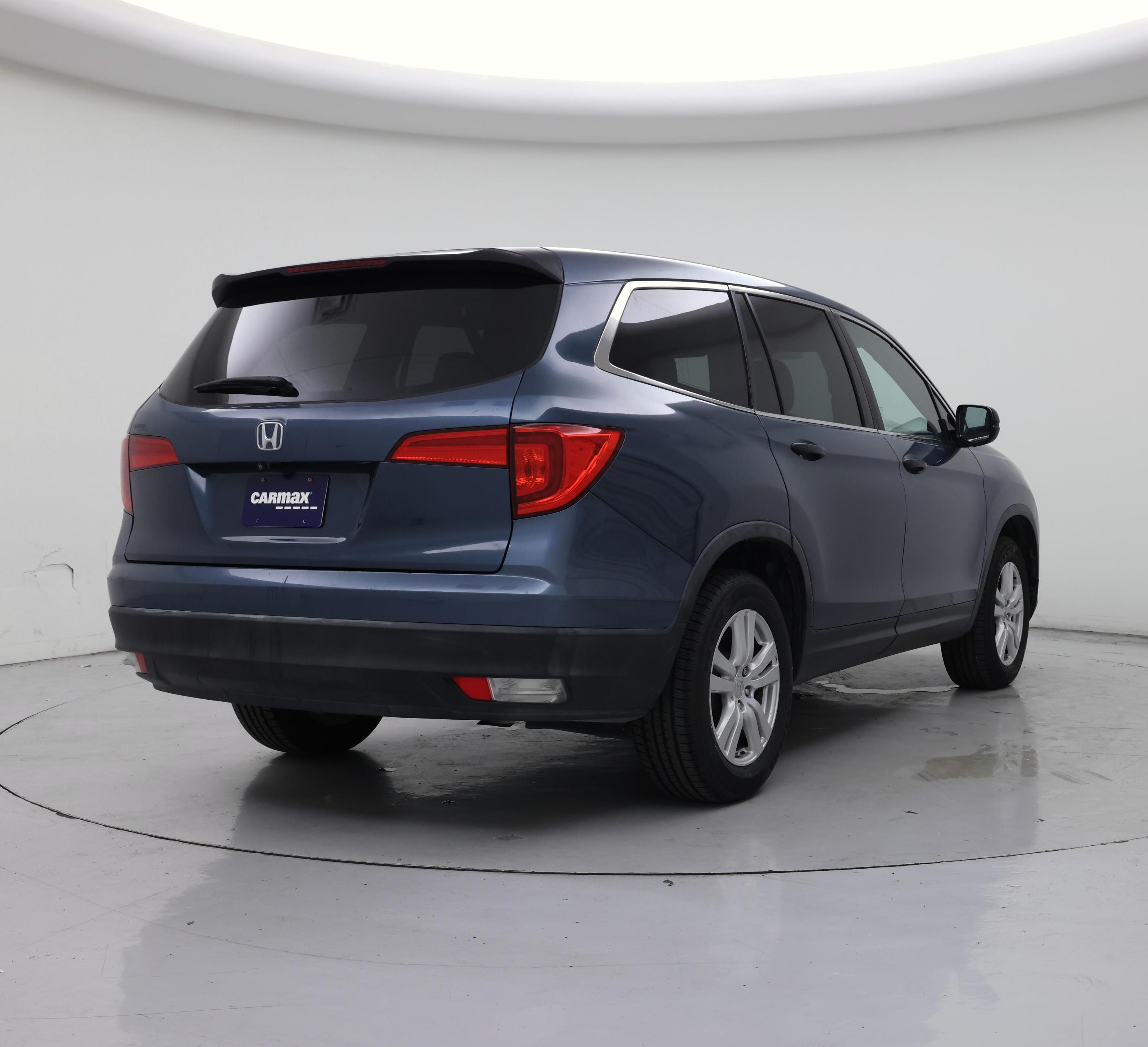 Thumbnail: 2016 Honda Pilot - 8