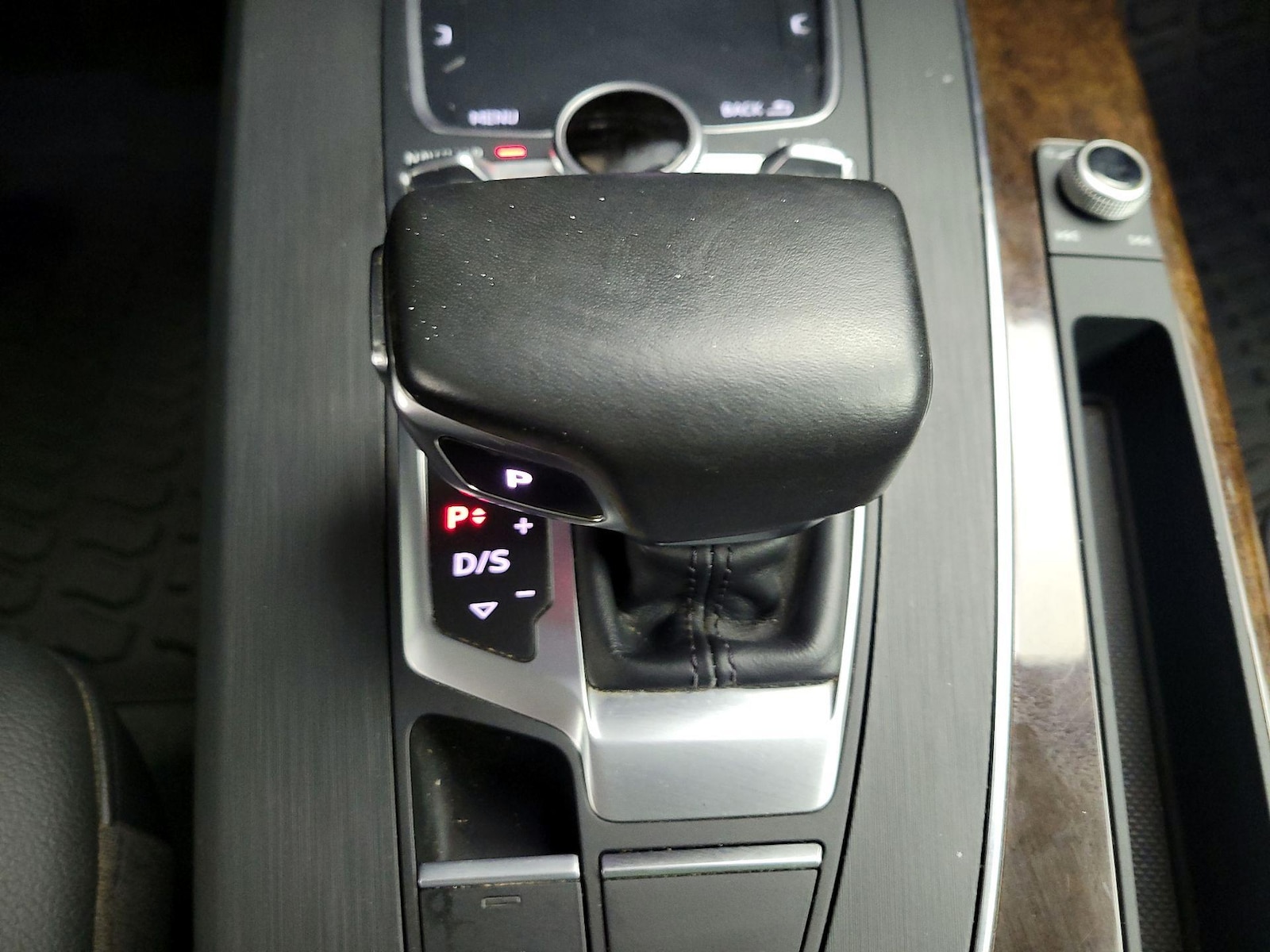 2019 Audi Q5 Premium Plus - Photo 16
