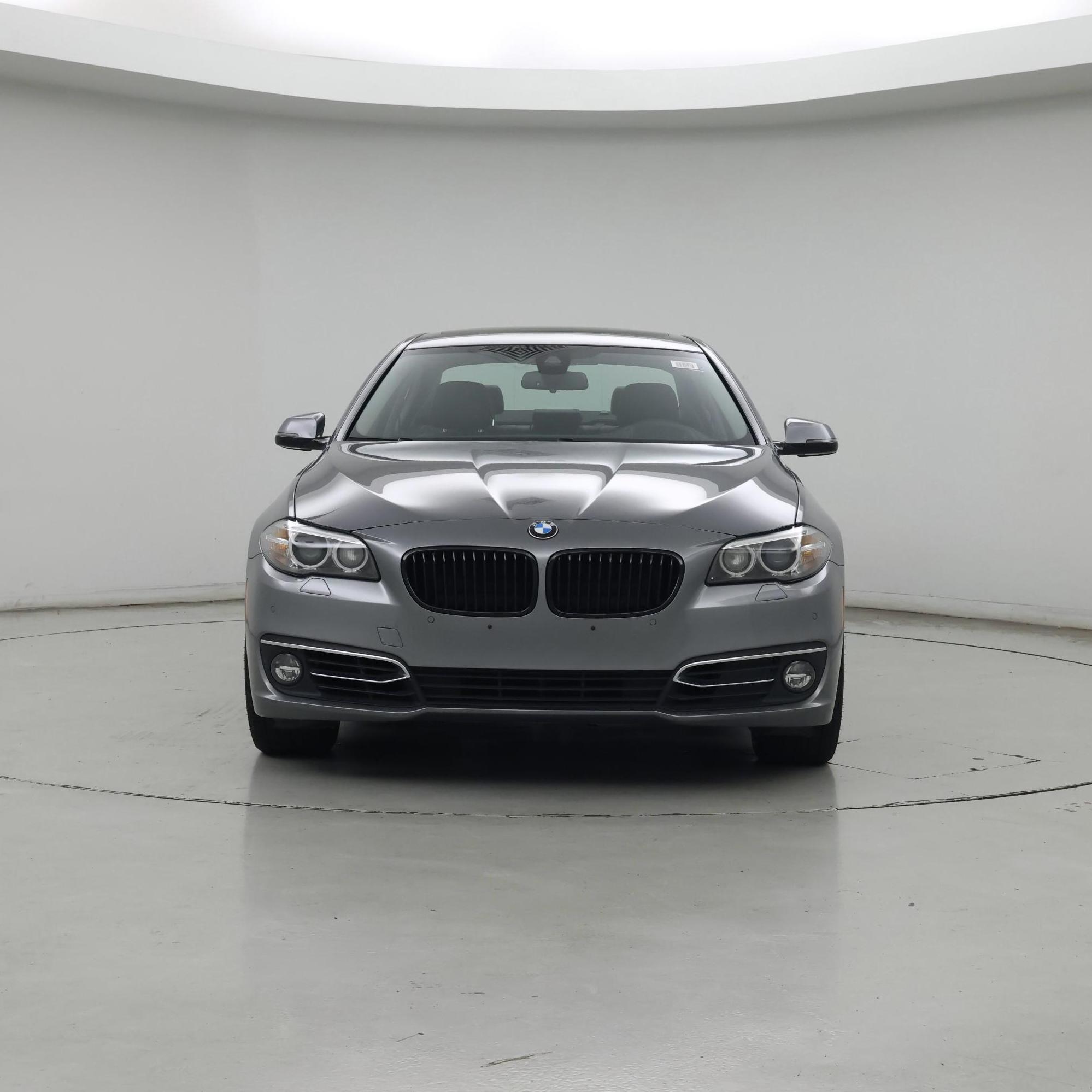Thumbnail: 2016 BMW 5 Series - 5