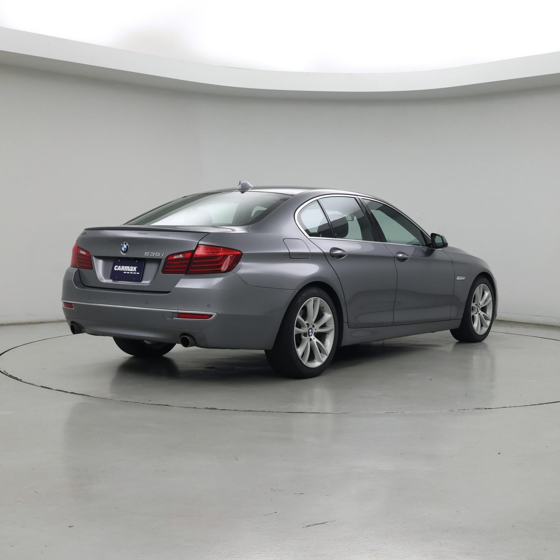 Thumbnail: 2016 BMW 5 Series - 8
