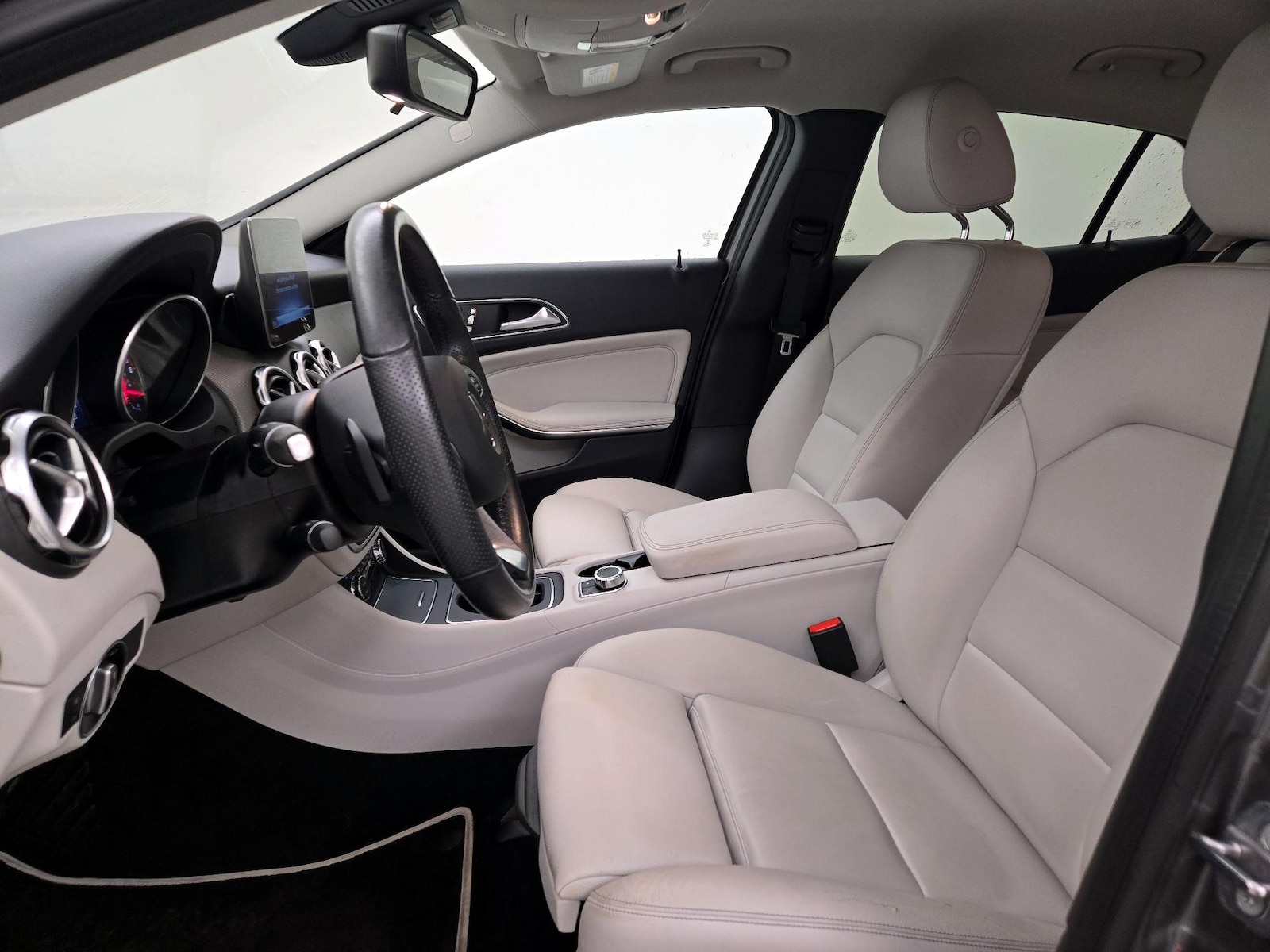 2019 Mercedes-Benz GLA-Class GLA250 - Photo 12