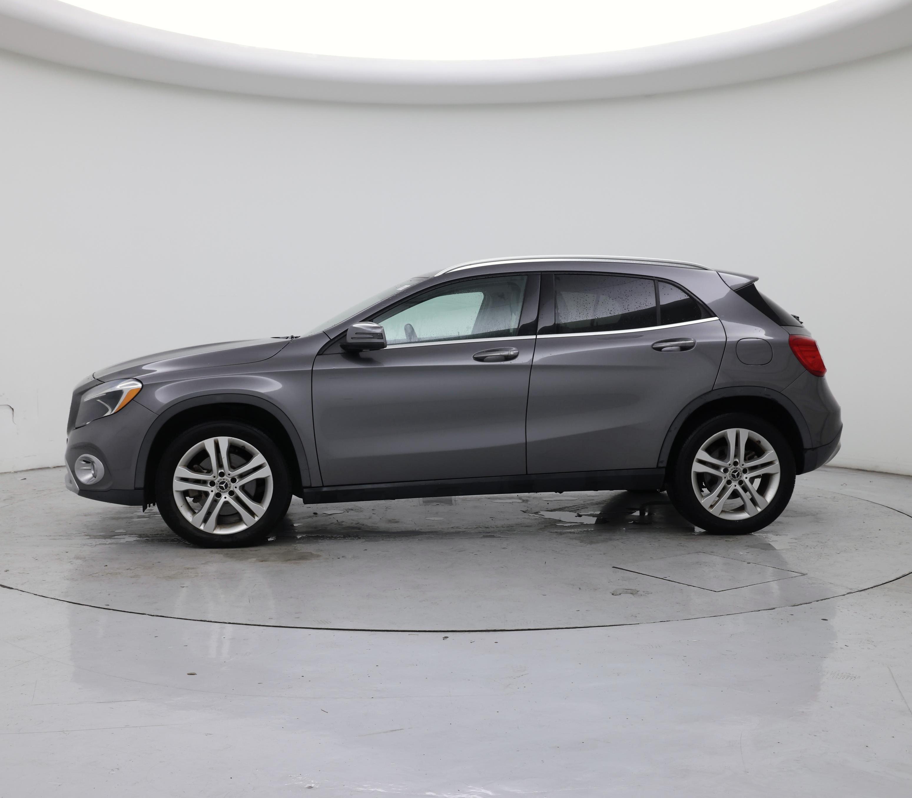 Thumbnail: 2019 Mercedes-Benz GLA - 3