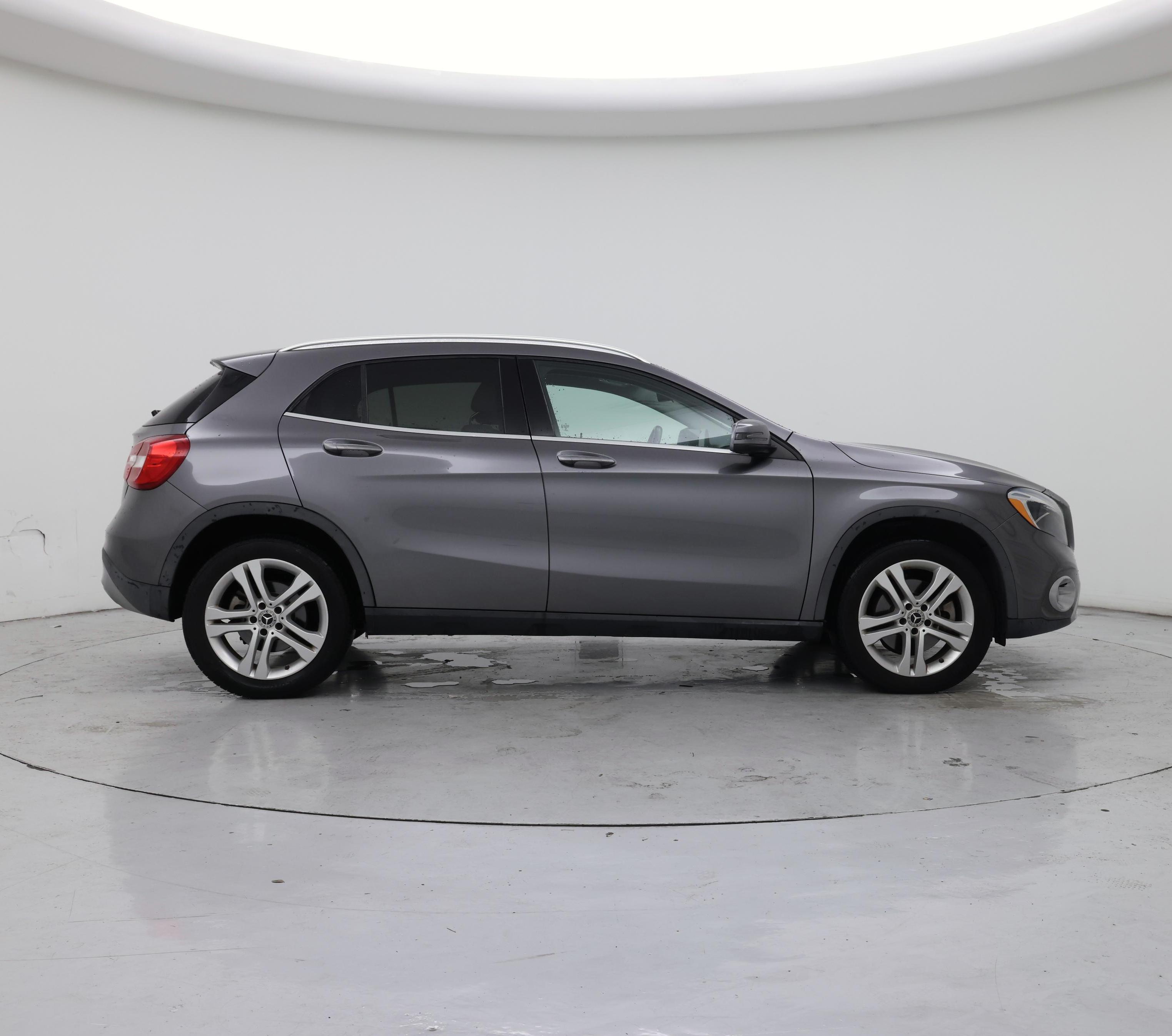 Thumbnail: 2019 Mercedes-Benz GLA - 7