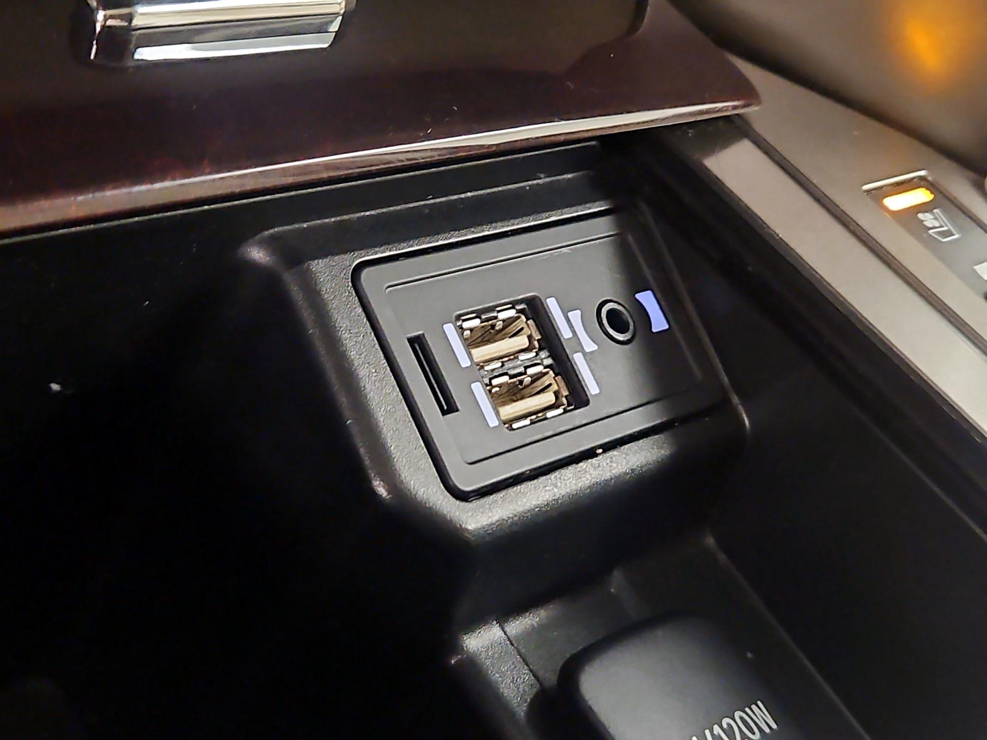 Thumbnail: 2014 Lexus GX - 19