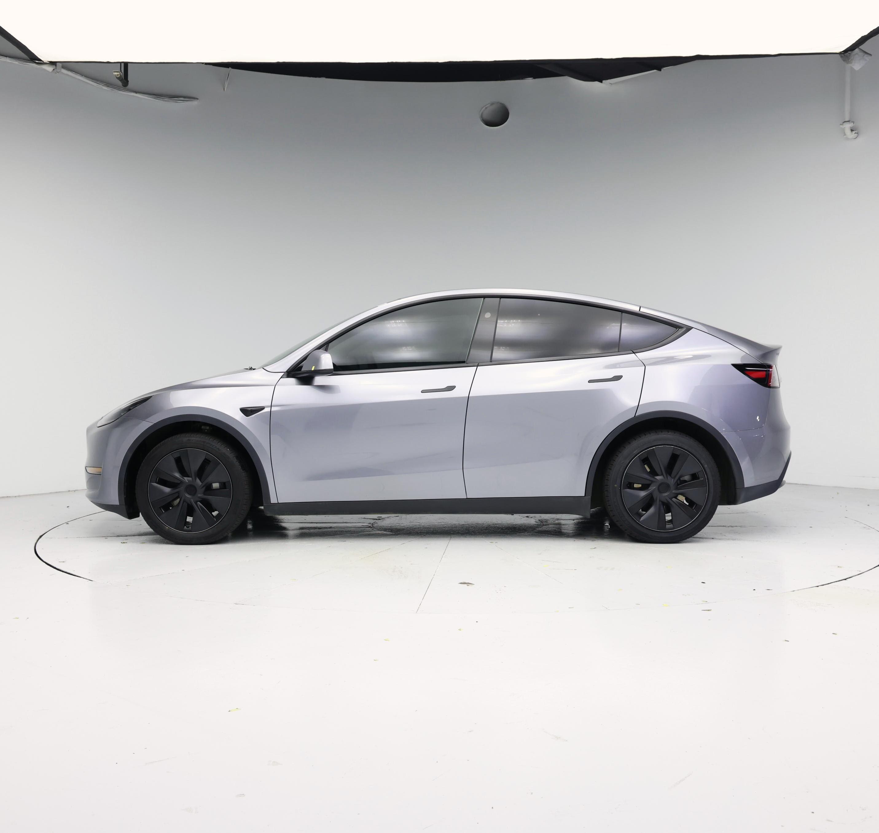 Thumbnail: 2024 Tesla Model Y - 3