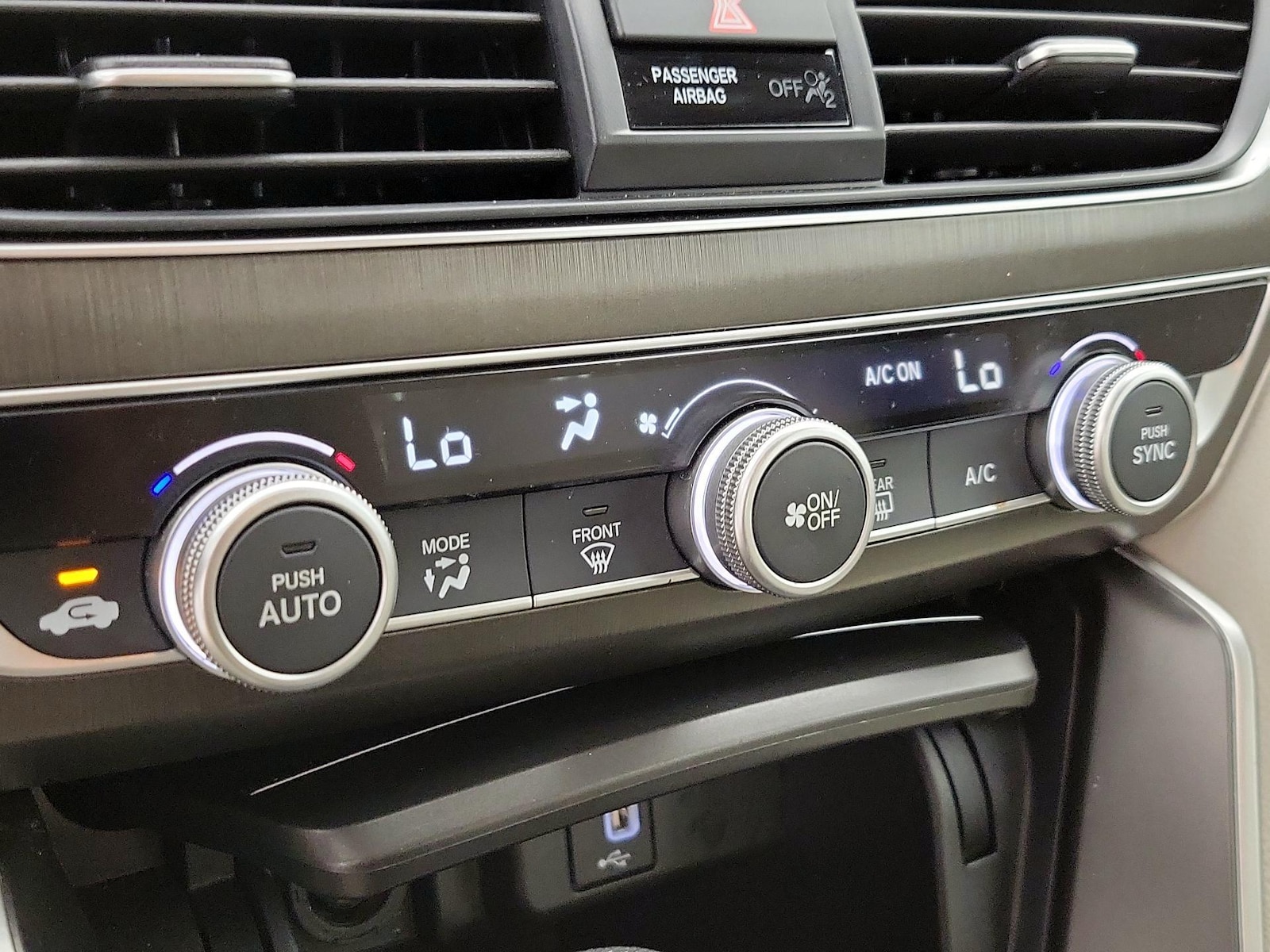 2019 Honda Accord LX - Photo 17