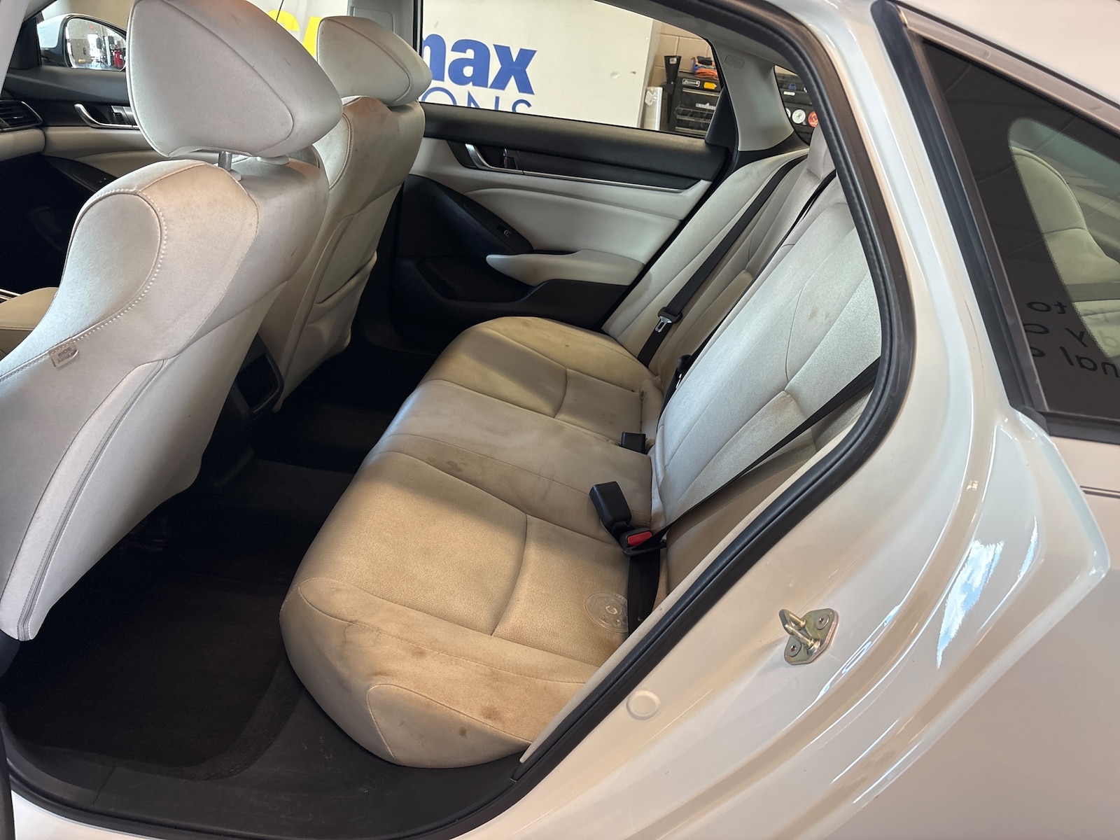 2019 Honda Accord LX - Photo 47
