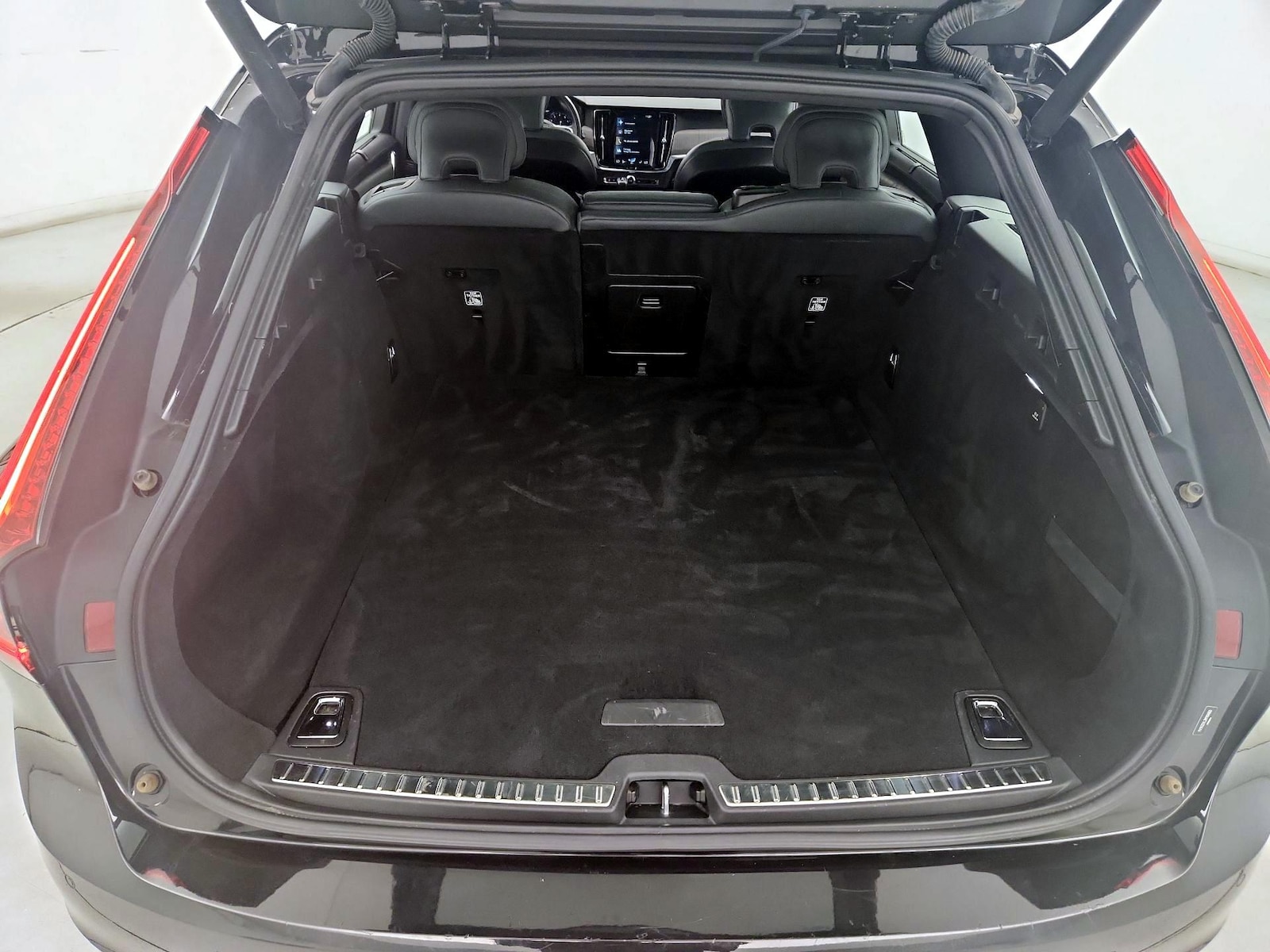2021 Volvo V90 Inscription - Photo 22