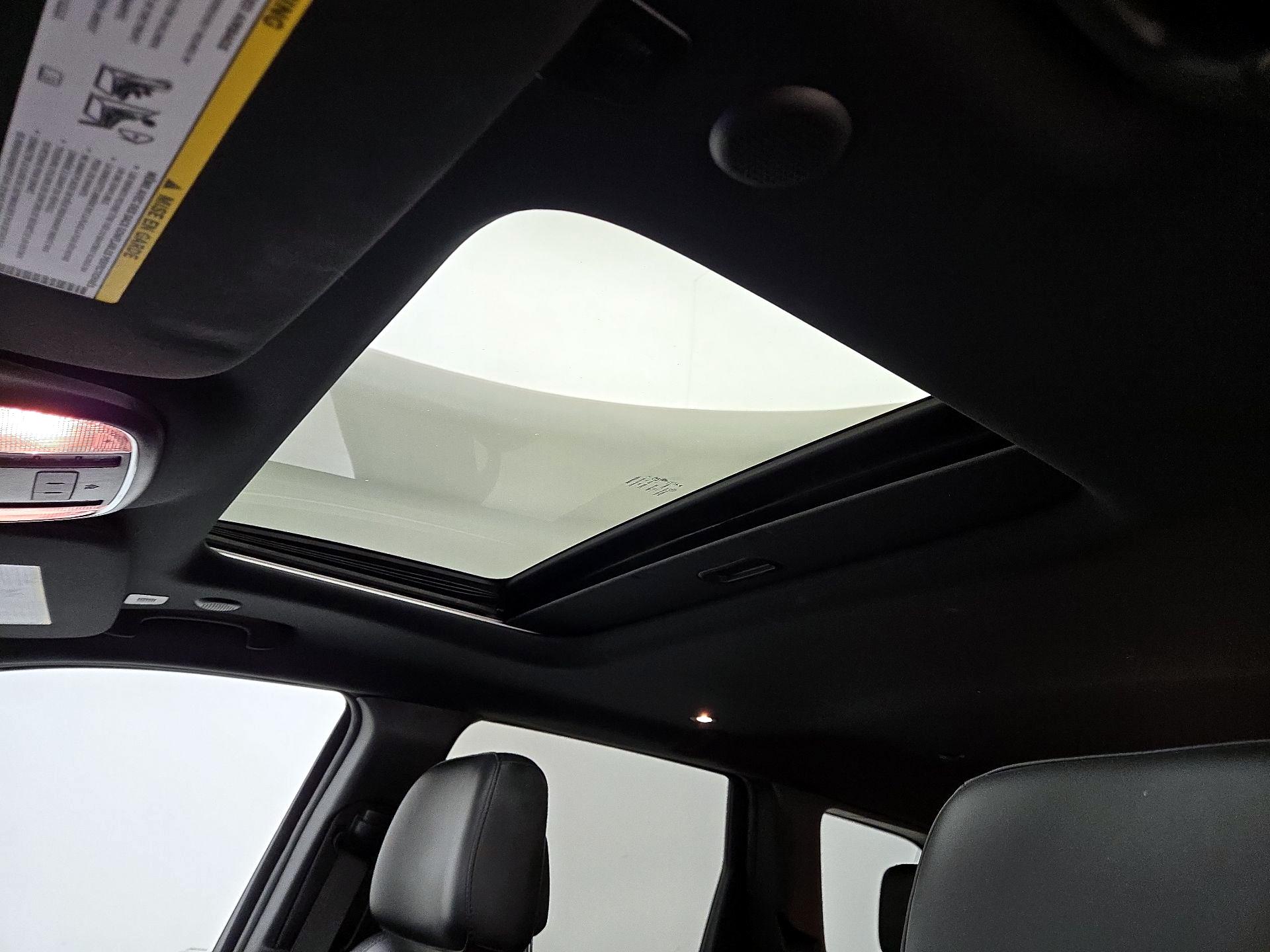 Thumbnail: 2021 Jeep Grand Cherokee - 20