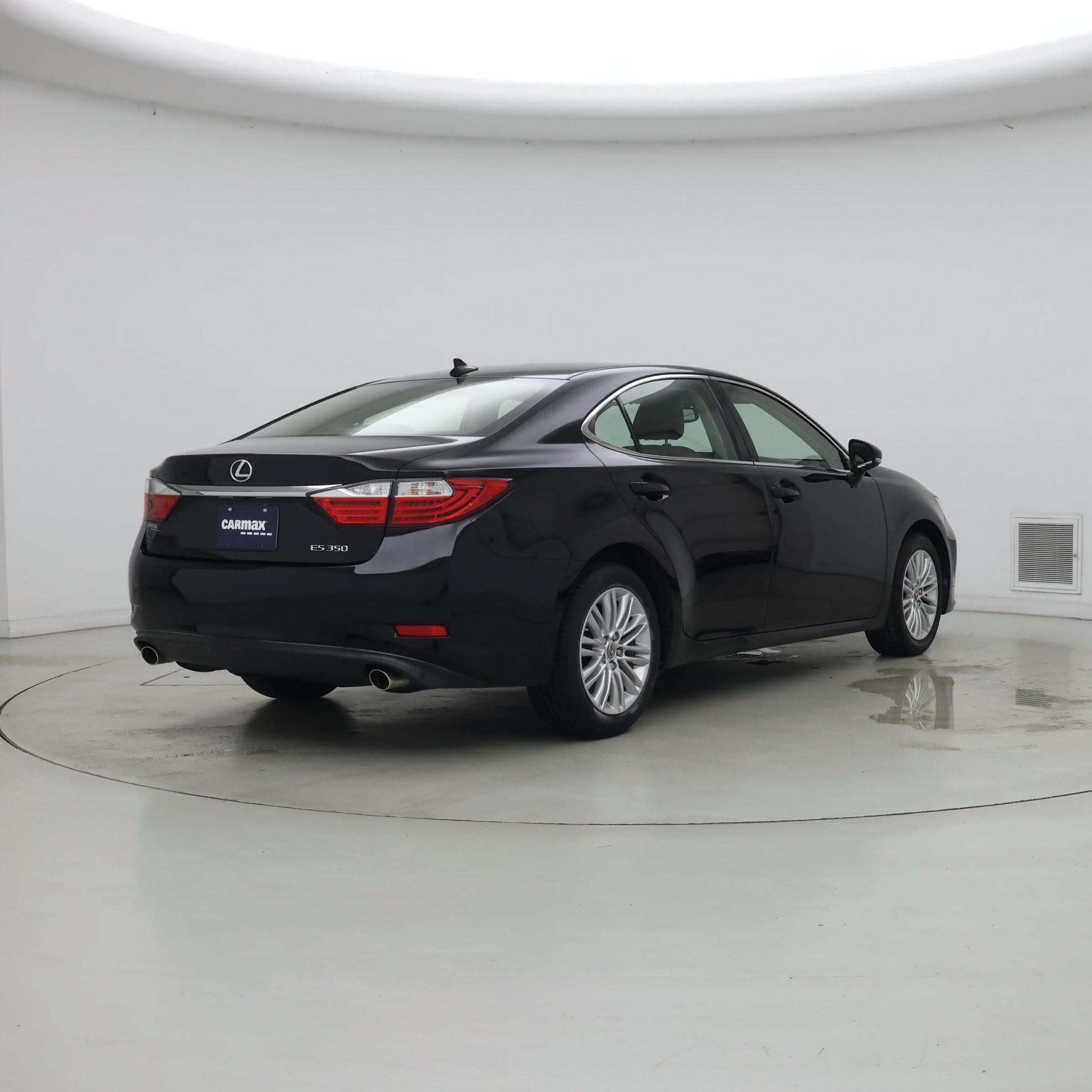 Thumbnail: 2014 Lexus ES - 8