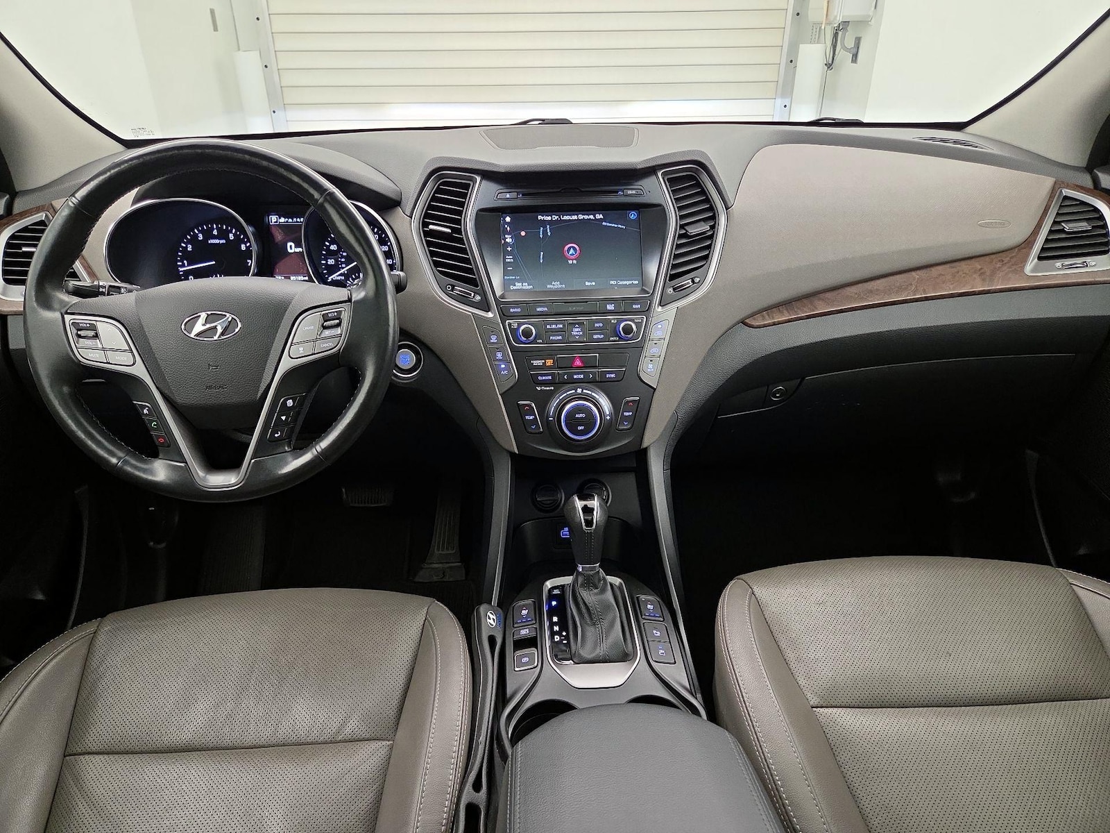 2018 Hyundai Santa Fe SE Ultimate - Photo 10