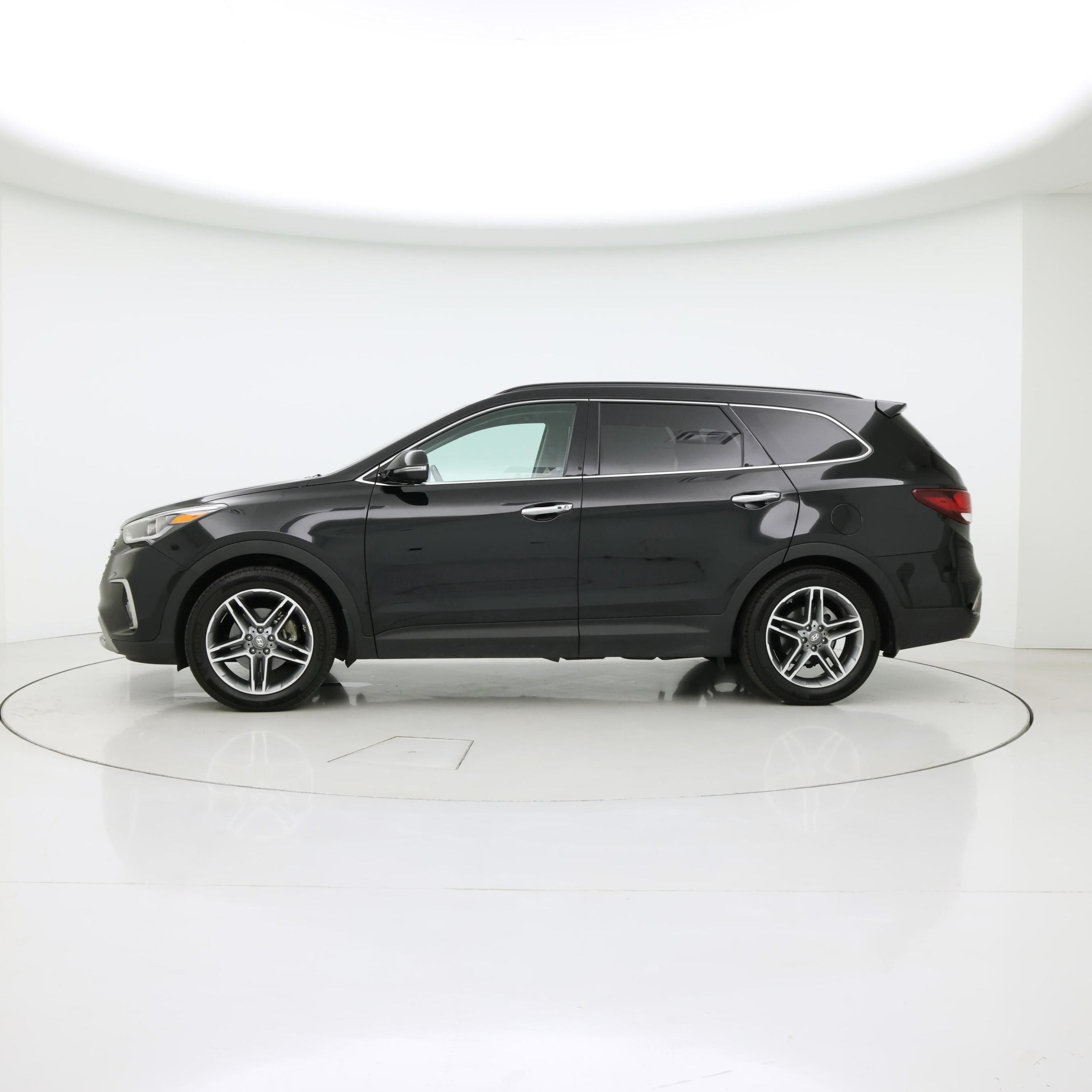 Thumbnail: 2018 Hyundai Santa Fe - 3