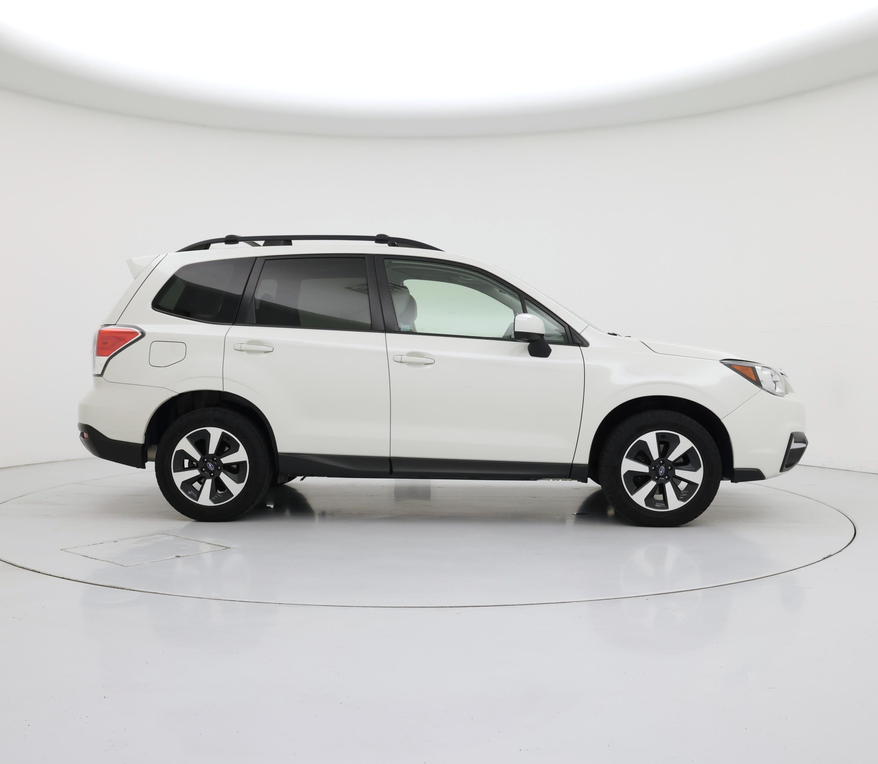 Thumbnail: 2017 Subaru Forester - 7