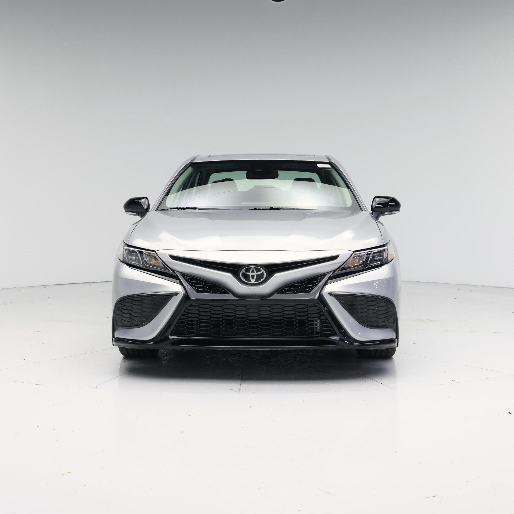 Thumbnail: 2022 Toyota Camry - 5