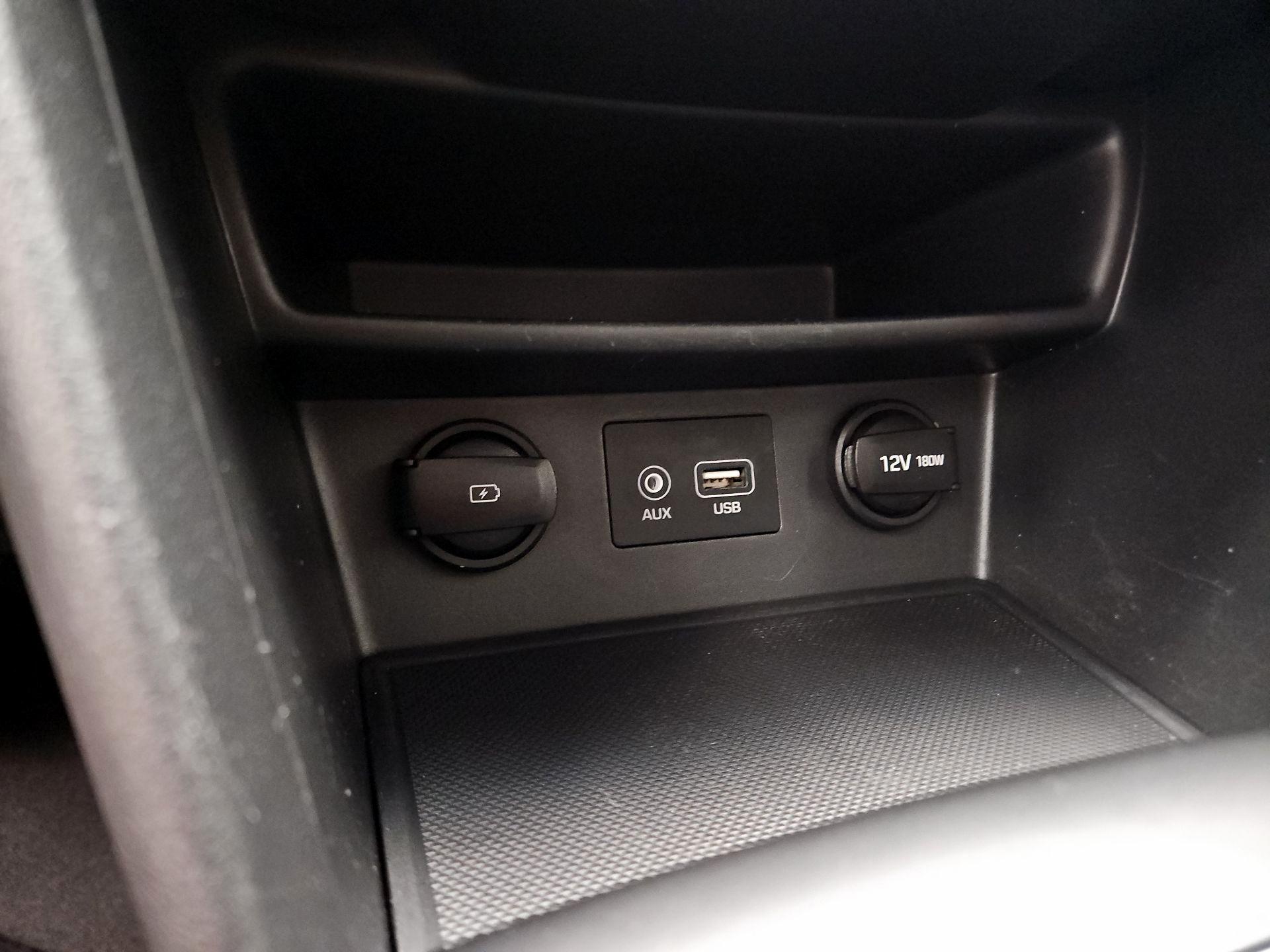 Thumbnail: 2019 Hyundai Kona - 18