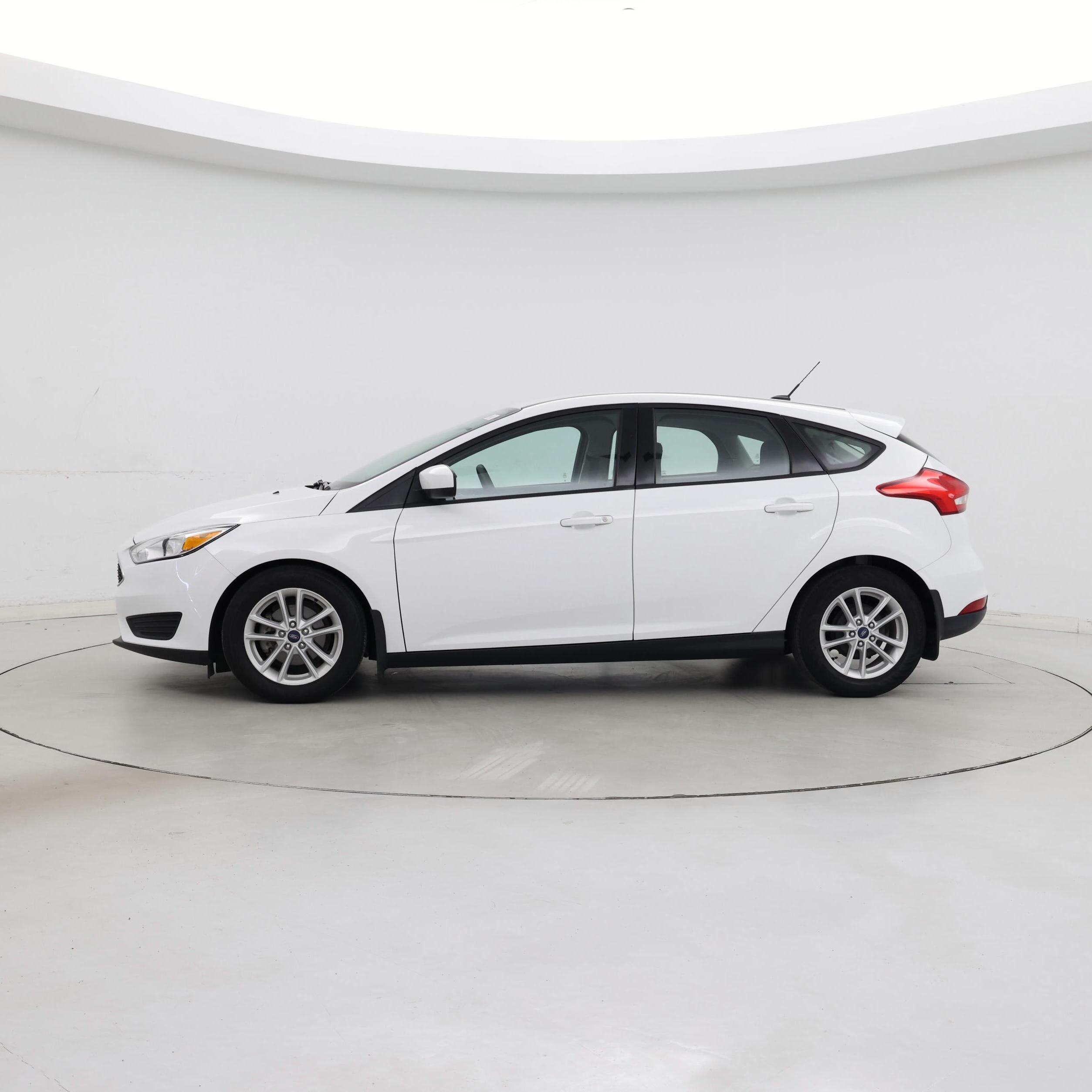 Thumbnail: 2018 Ford Focus - 3