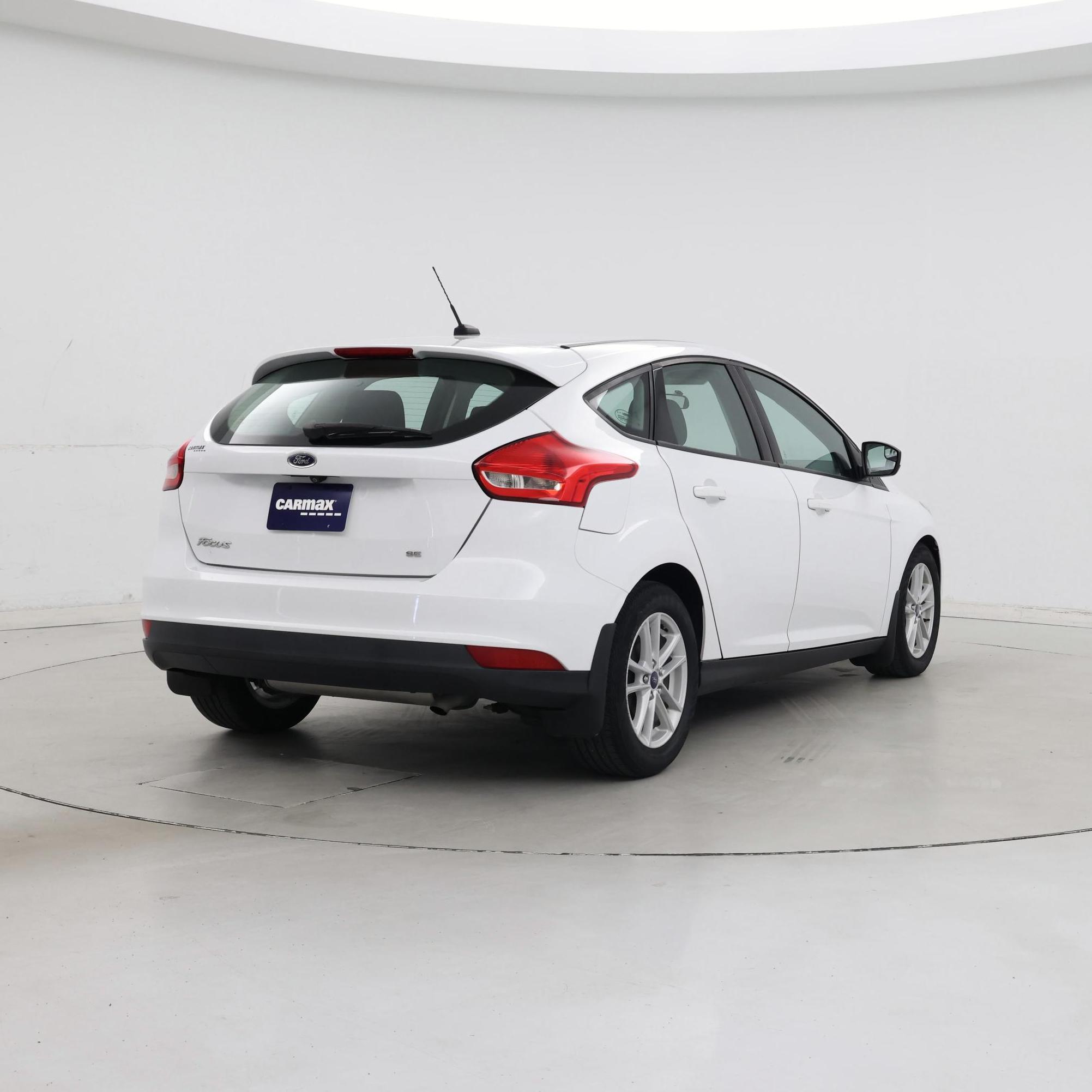 Thumbnail: 2018 Ford Focus - 8