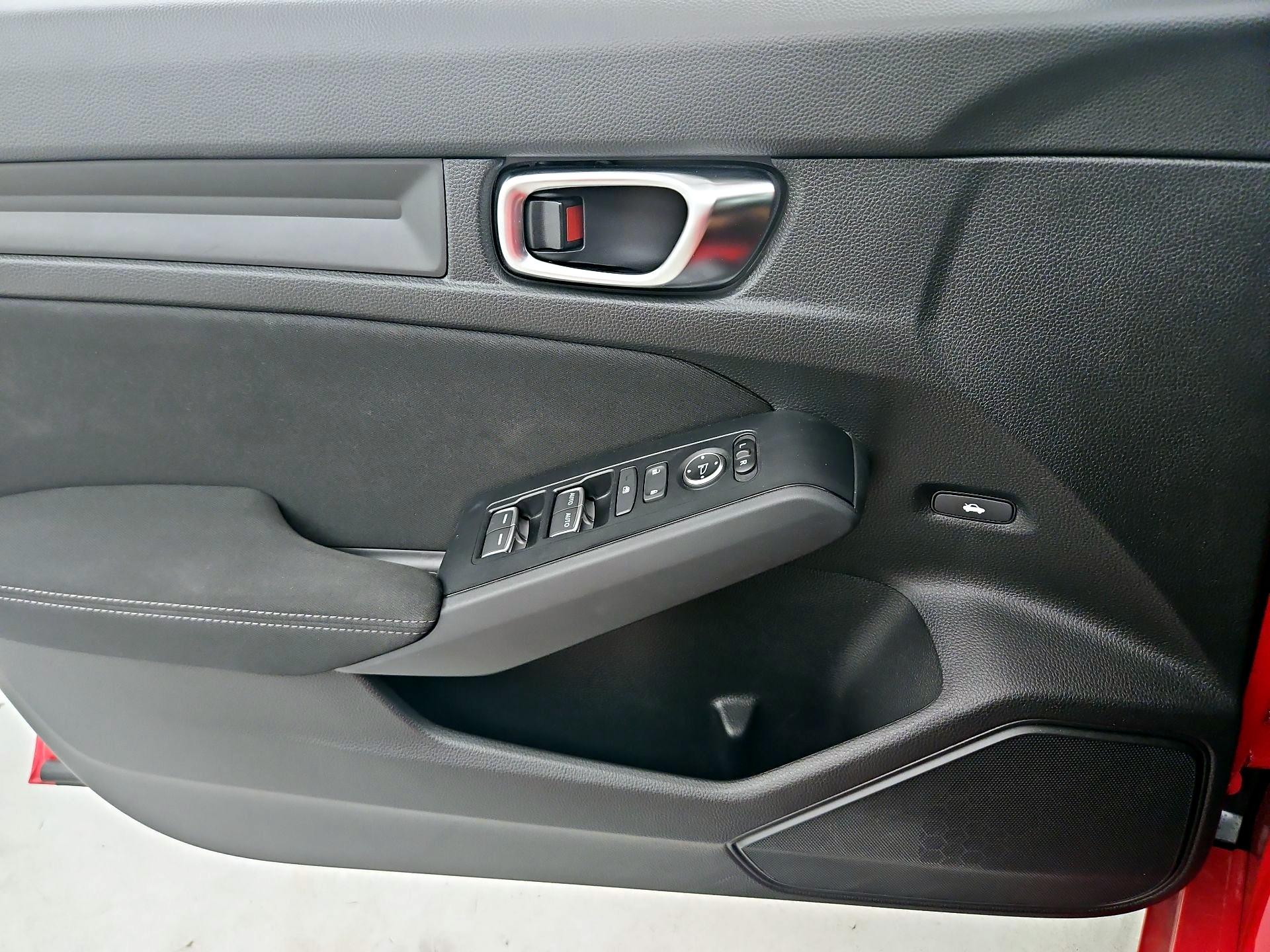 Thumbnail: 2024 Honda Civic - 12
