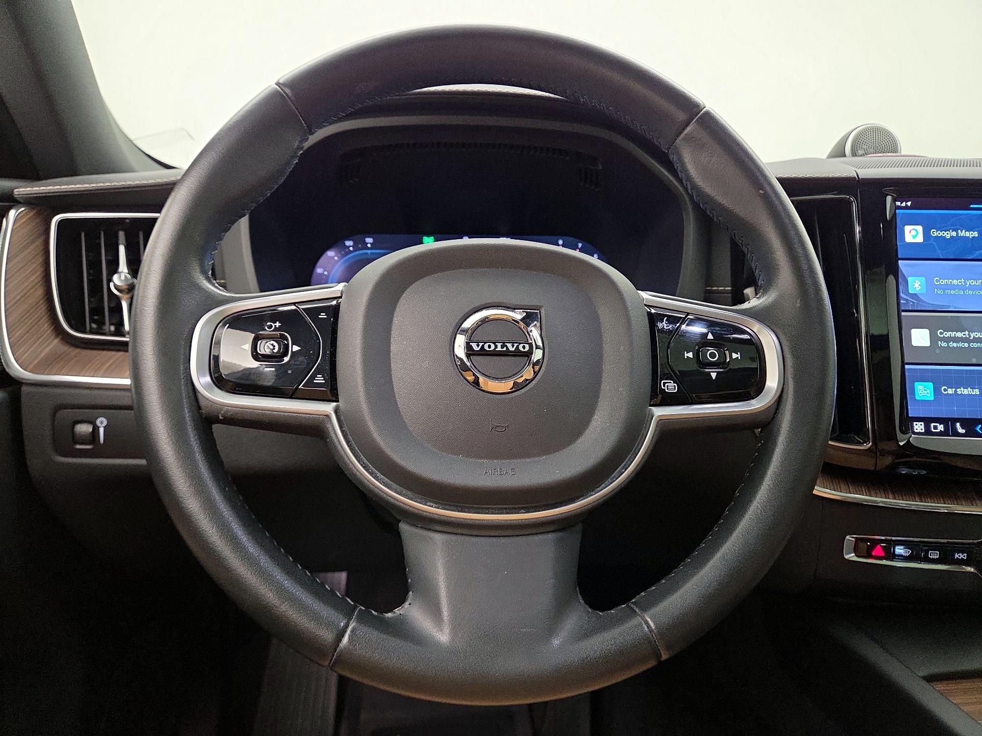 Thumbnail: 2022 Volvo XC60 - 10