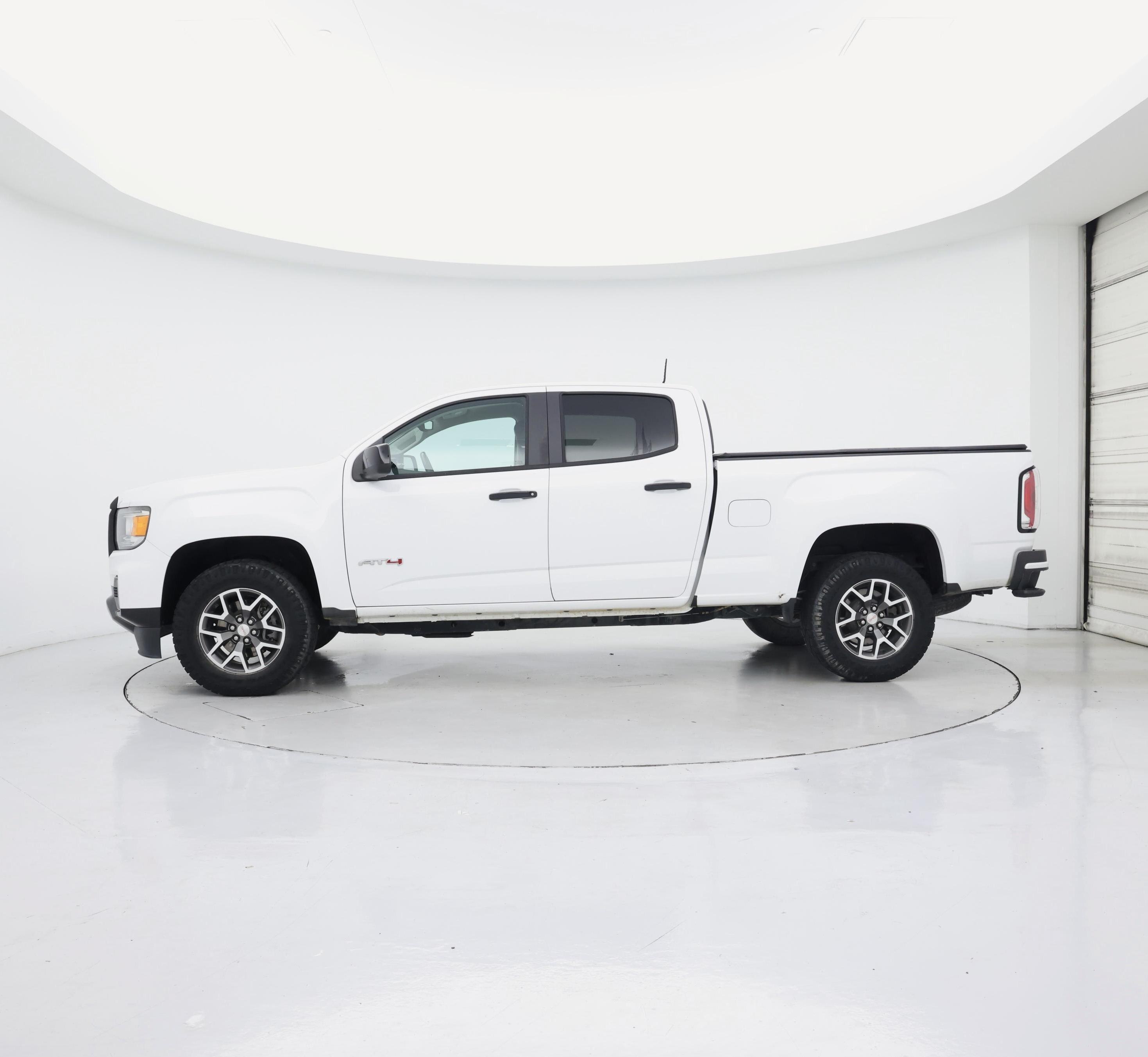 Thumbnail: 2021 GMC Canyon - 3