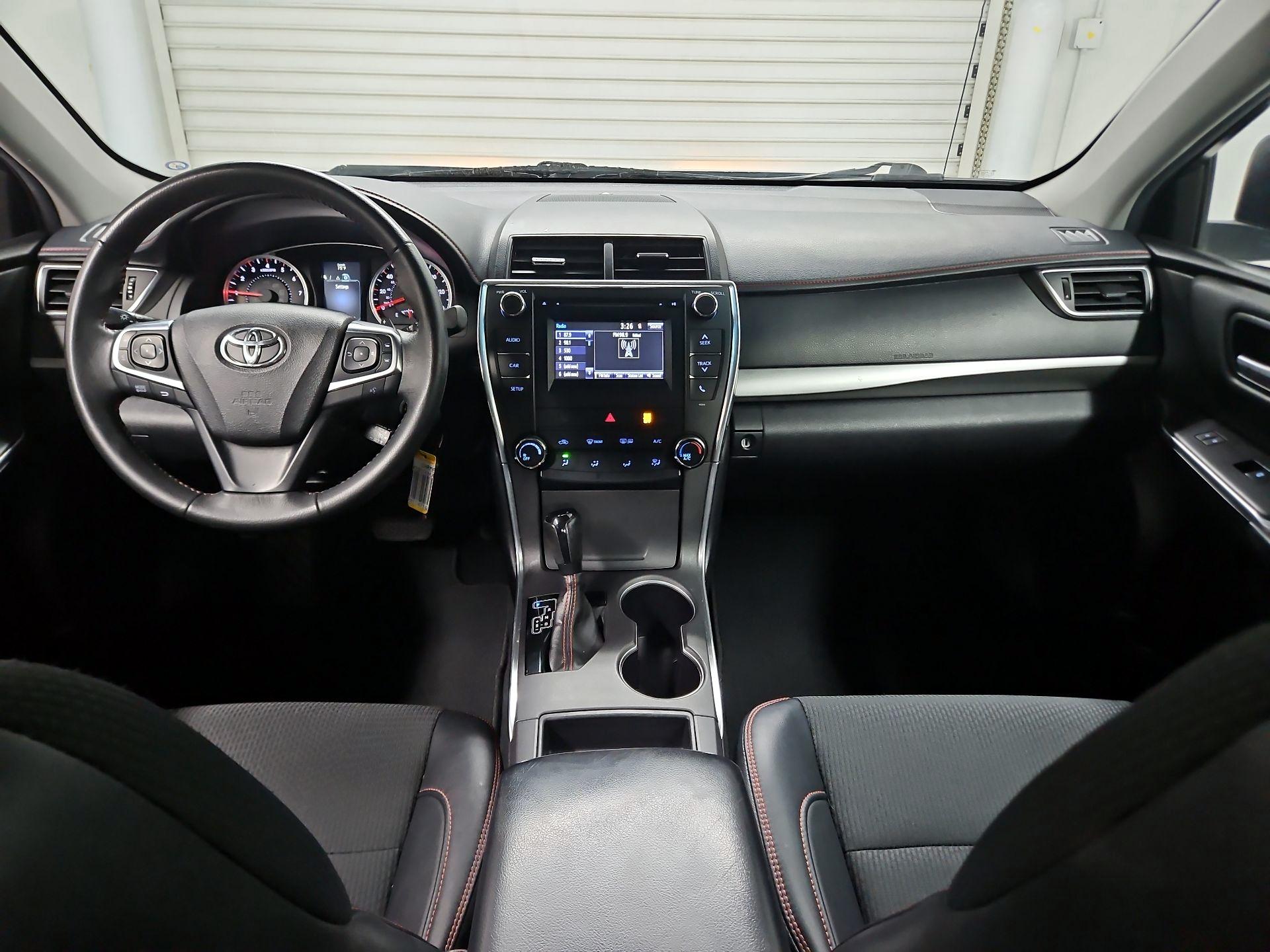 Thumbnail: 2017 Toyota Camry - 9